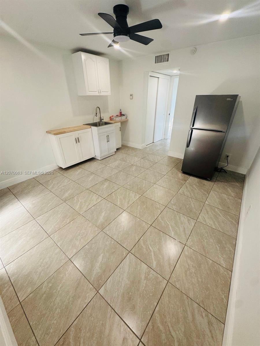 2502 Harding St # 2, Hollywood FL 33020