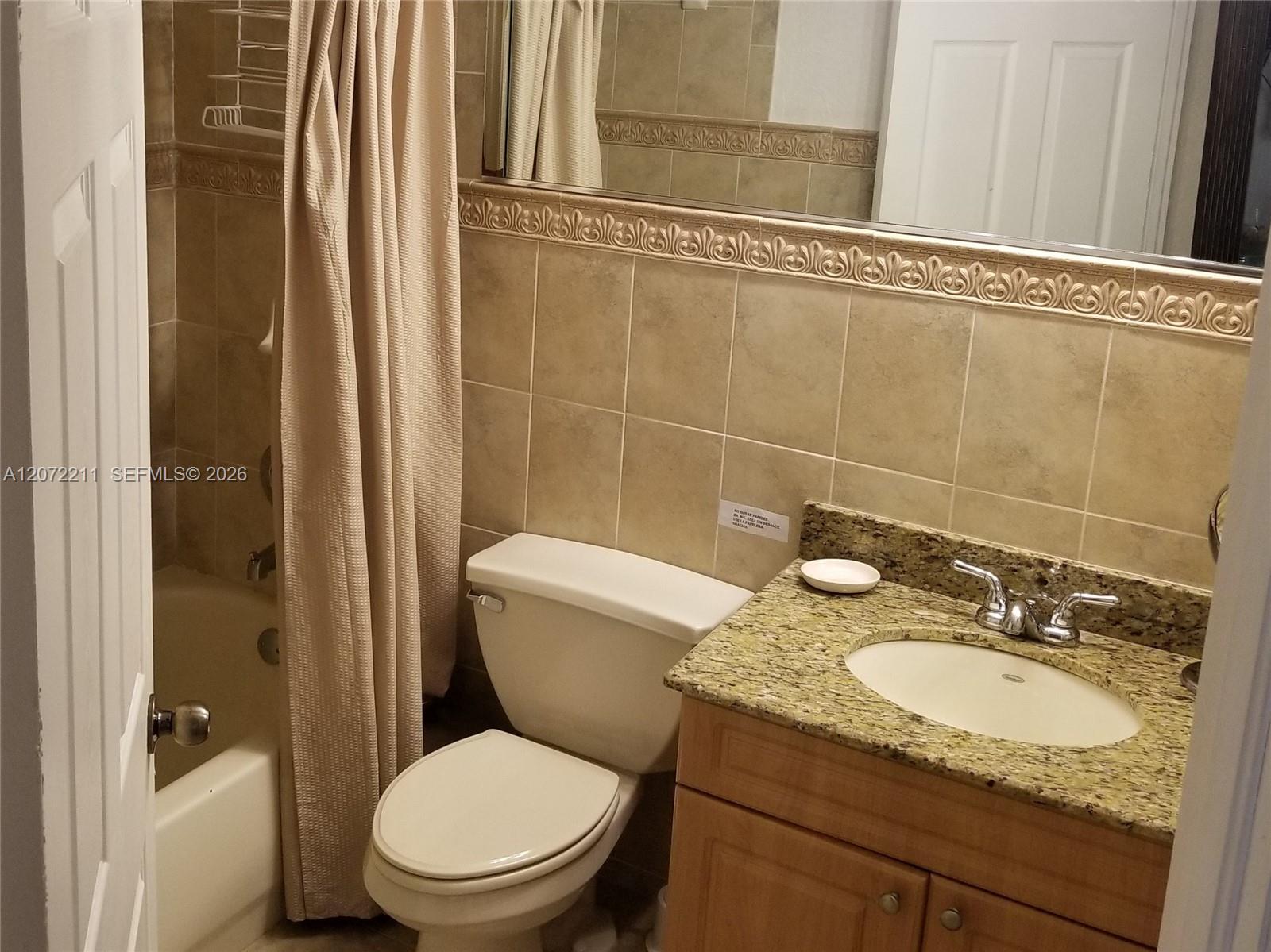 8290 Lake Dr # 440 — Photo 5