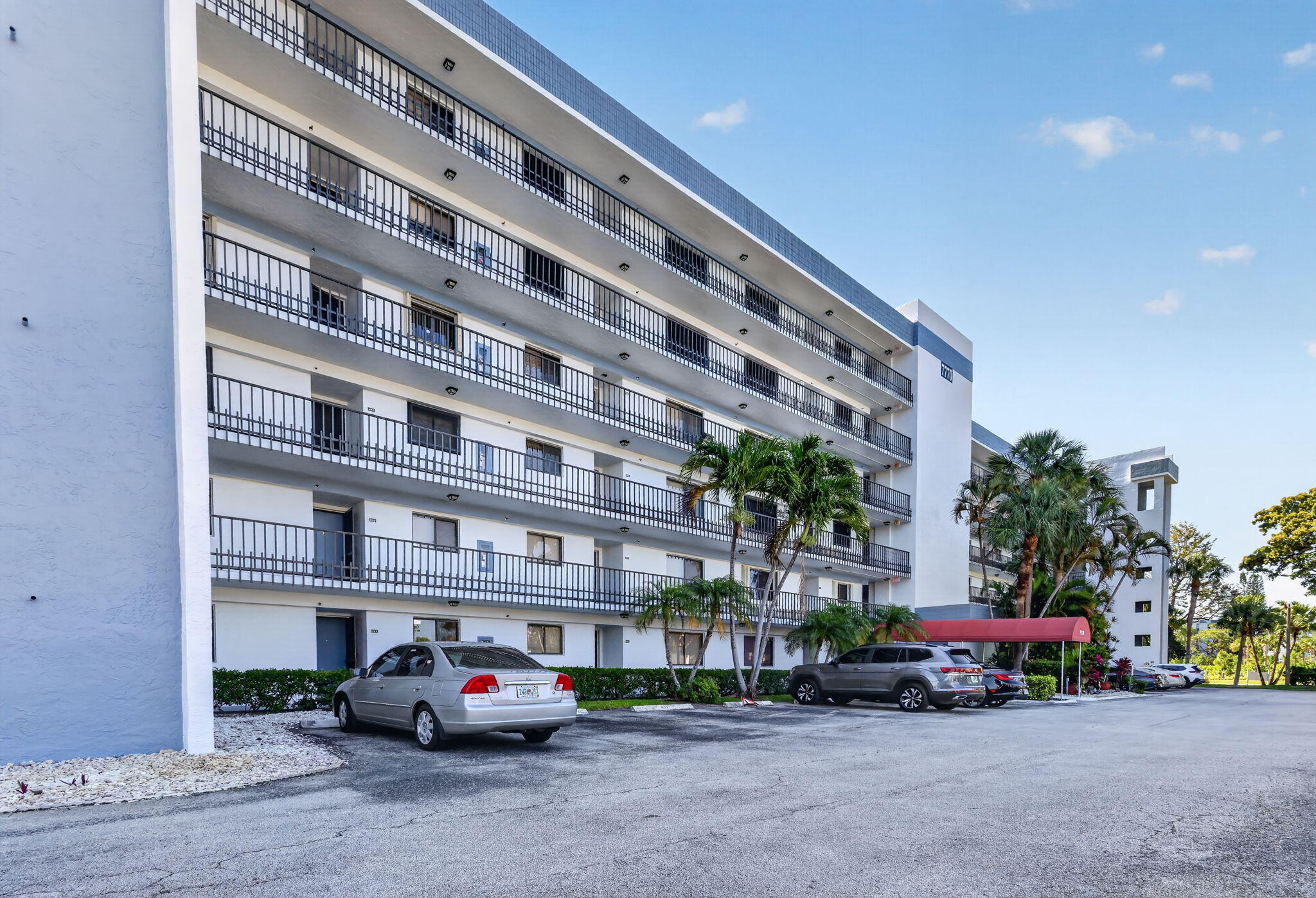 7770 Tahiti Lane # 102, Lake Worth FL 33467