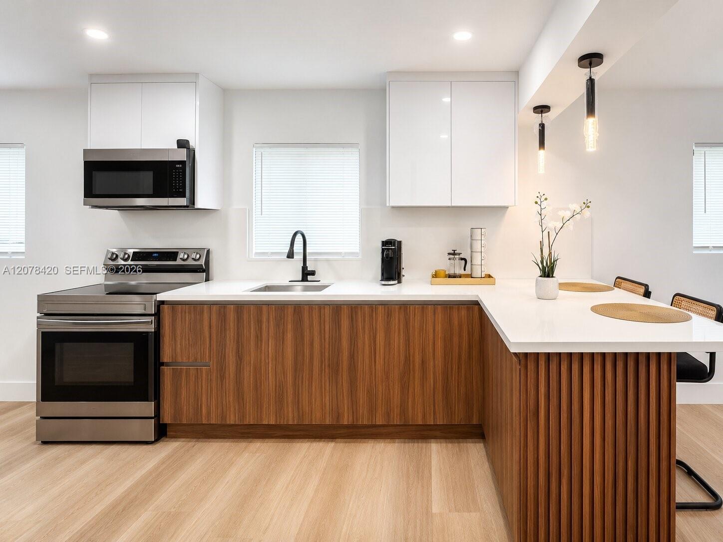 1305 NW 5th Ave — Photo 5