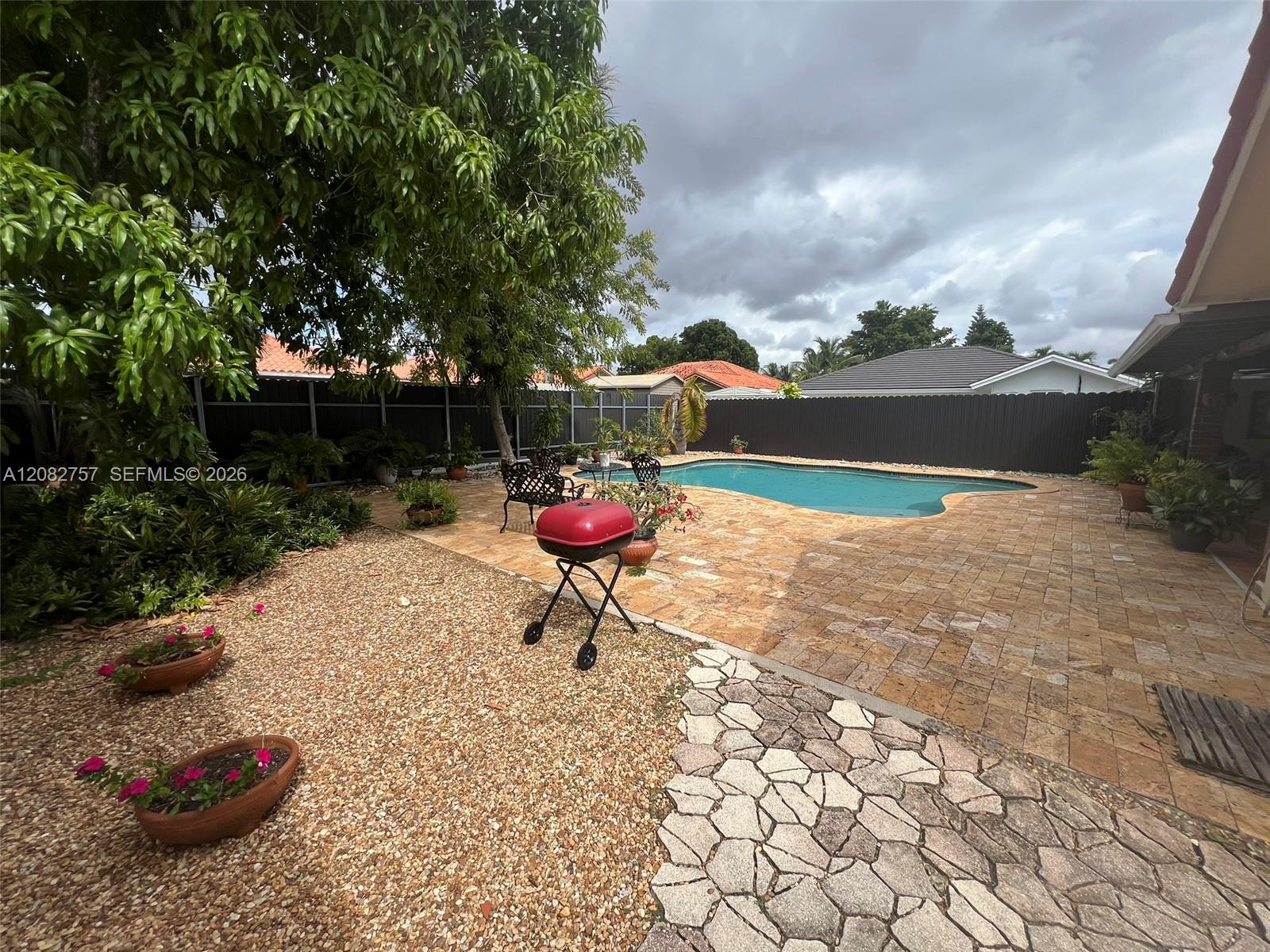 13253 NW 7th Ter — Photo 3
