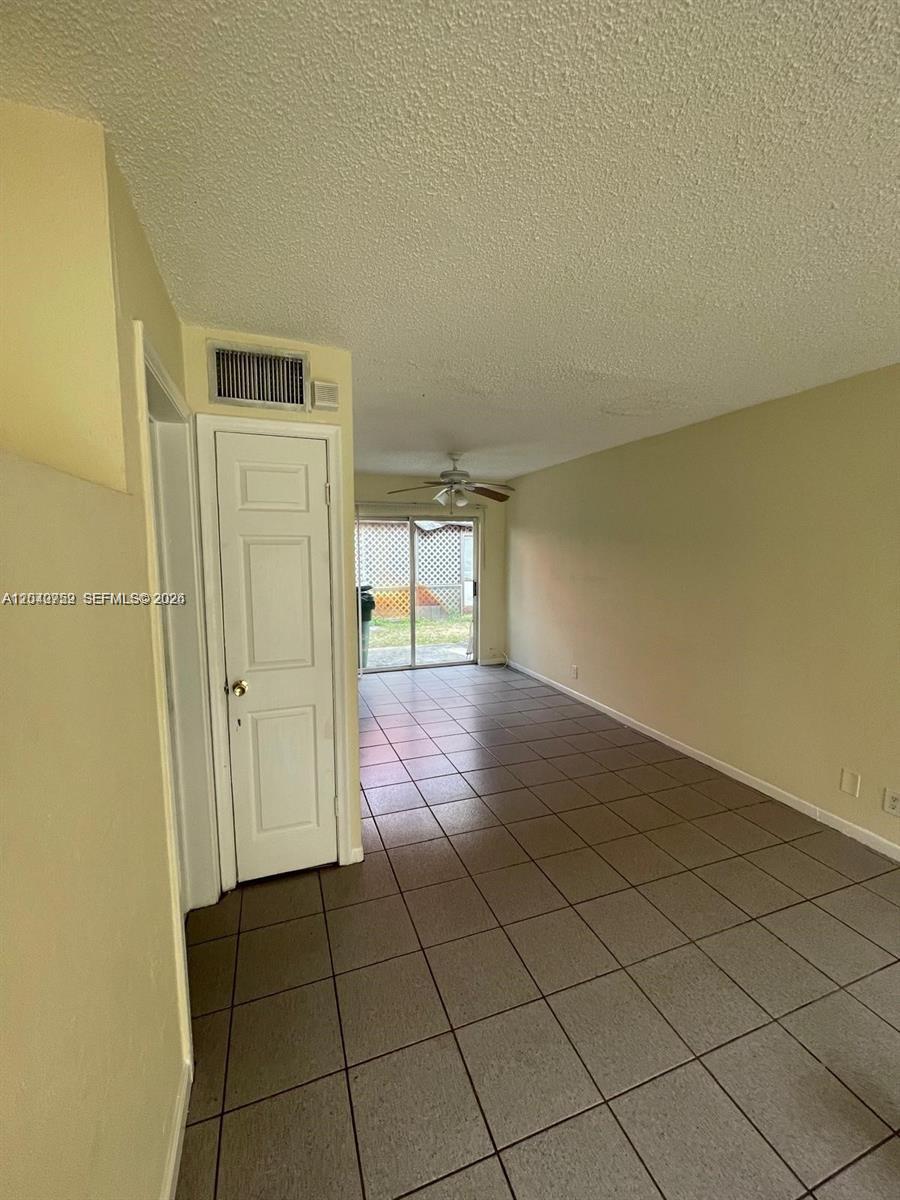 5305 NW 27th St # 6C, Lauderhill FL 33313
