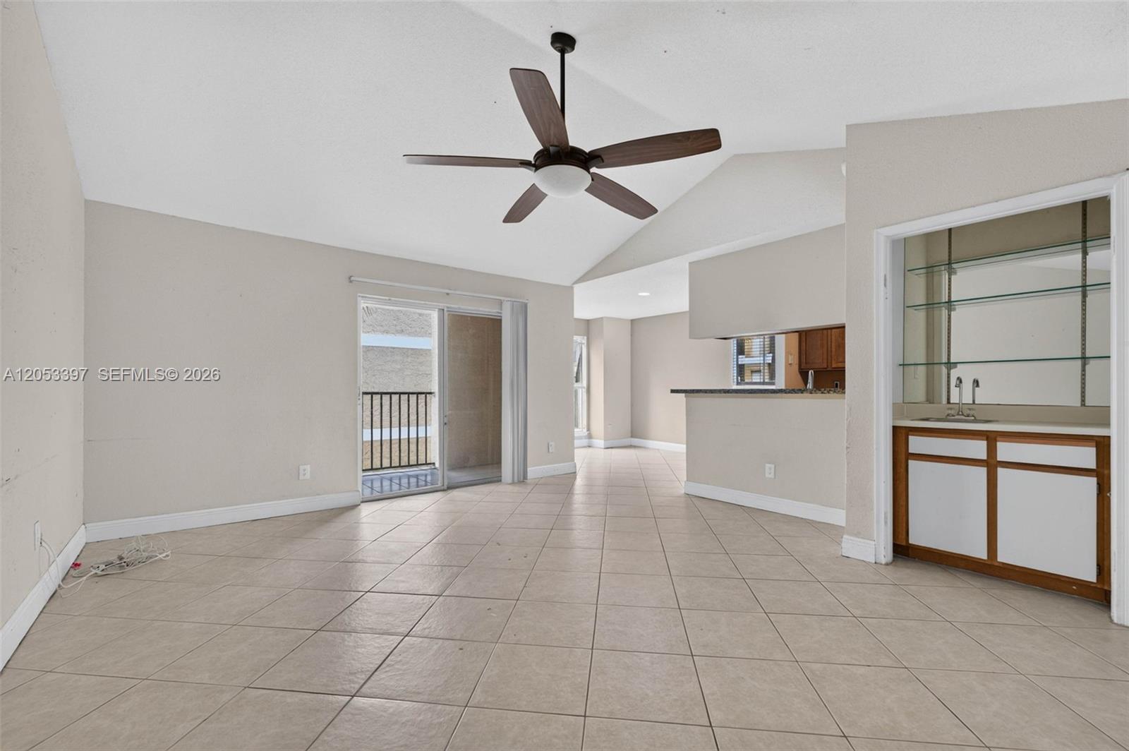 995 Riverside Dr # 120, Coral Springs FL 33071