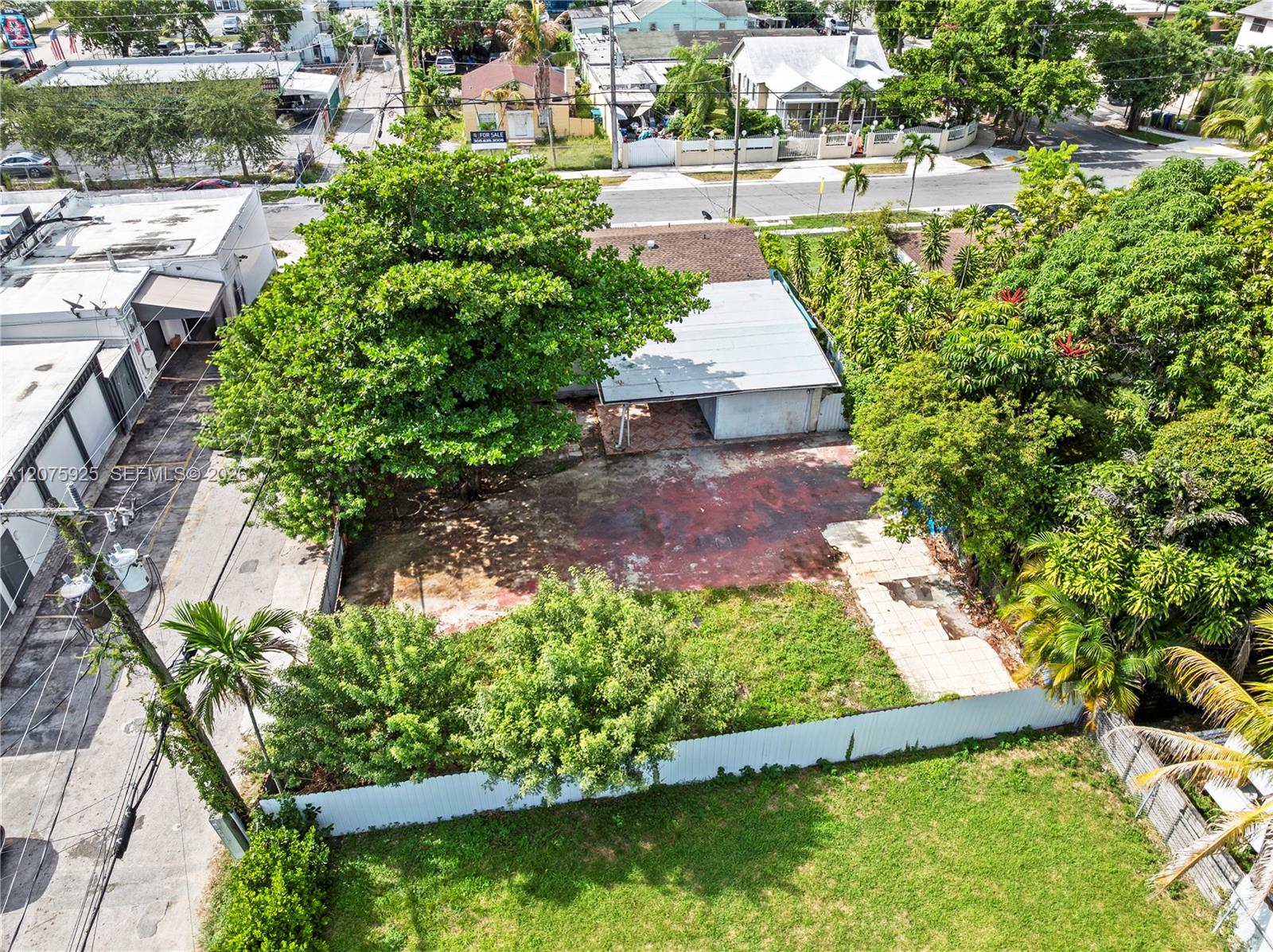 2723 NW 3rd St — Photo 5