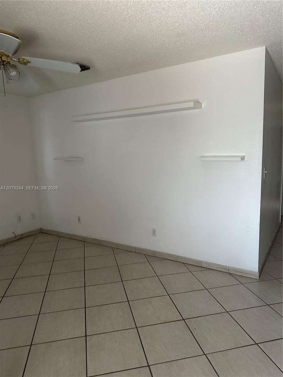 6104 Pierce St — Photo 3