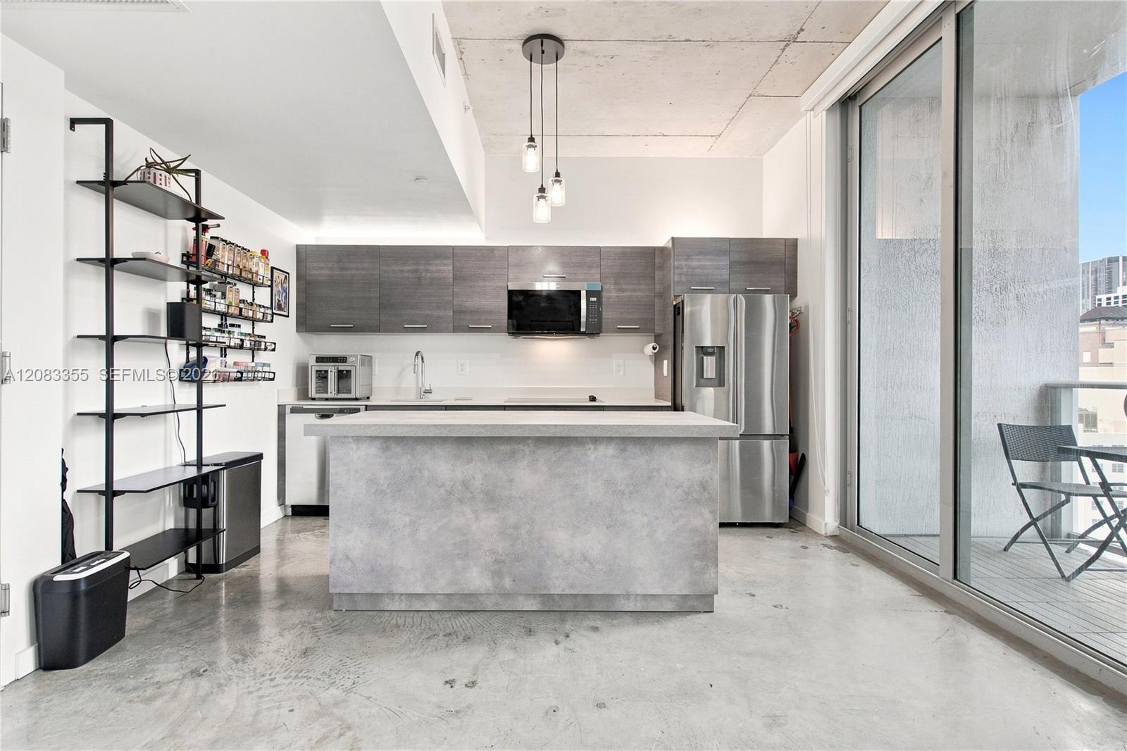 151 SE 1st St # 1508 — Photo 3