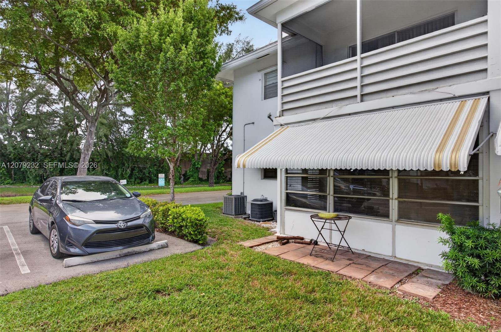 2551 W Golf Blvd # 101 — Photo 3