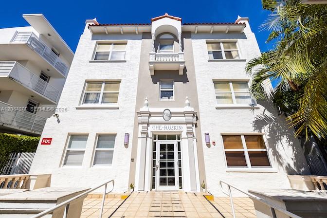 1542 Drexel Ave # 302, Miami Beach FL 33139