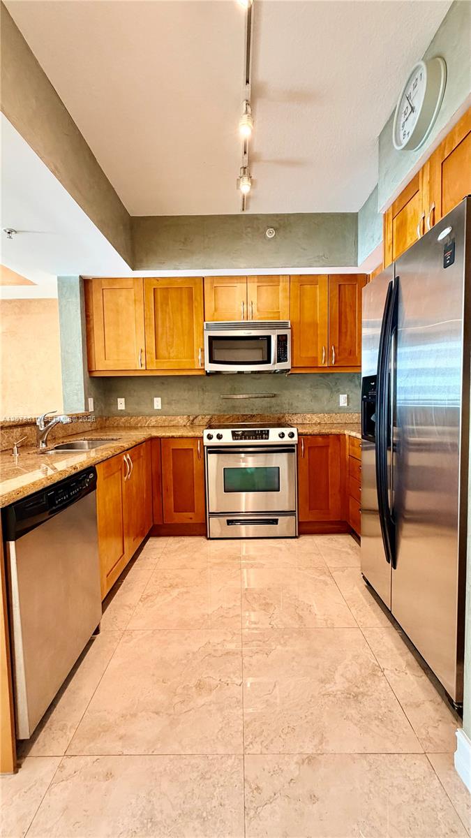 1755 E Hallandale Beach Blvd # 1408E — Photo 2