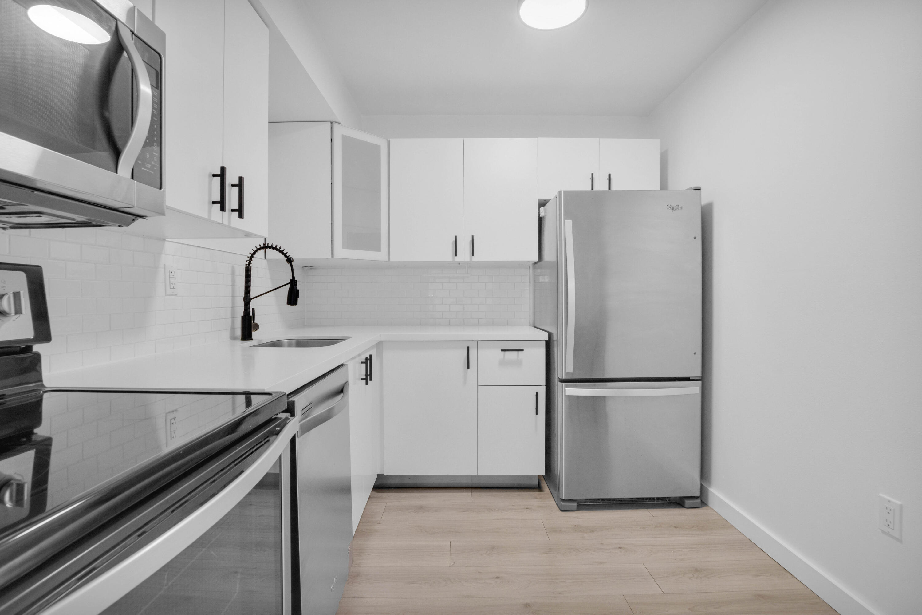 3701 N COUNTRY CLUB Drive # 404 — Photo 5