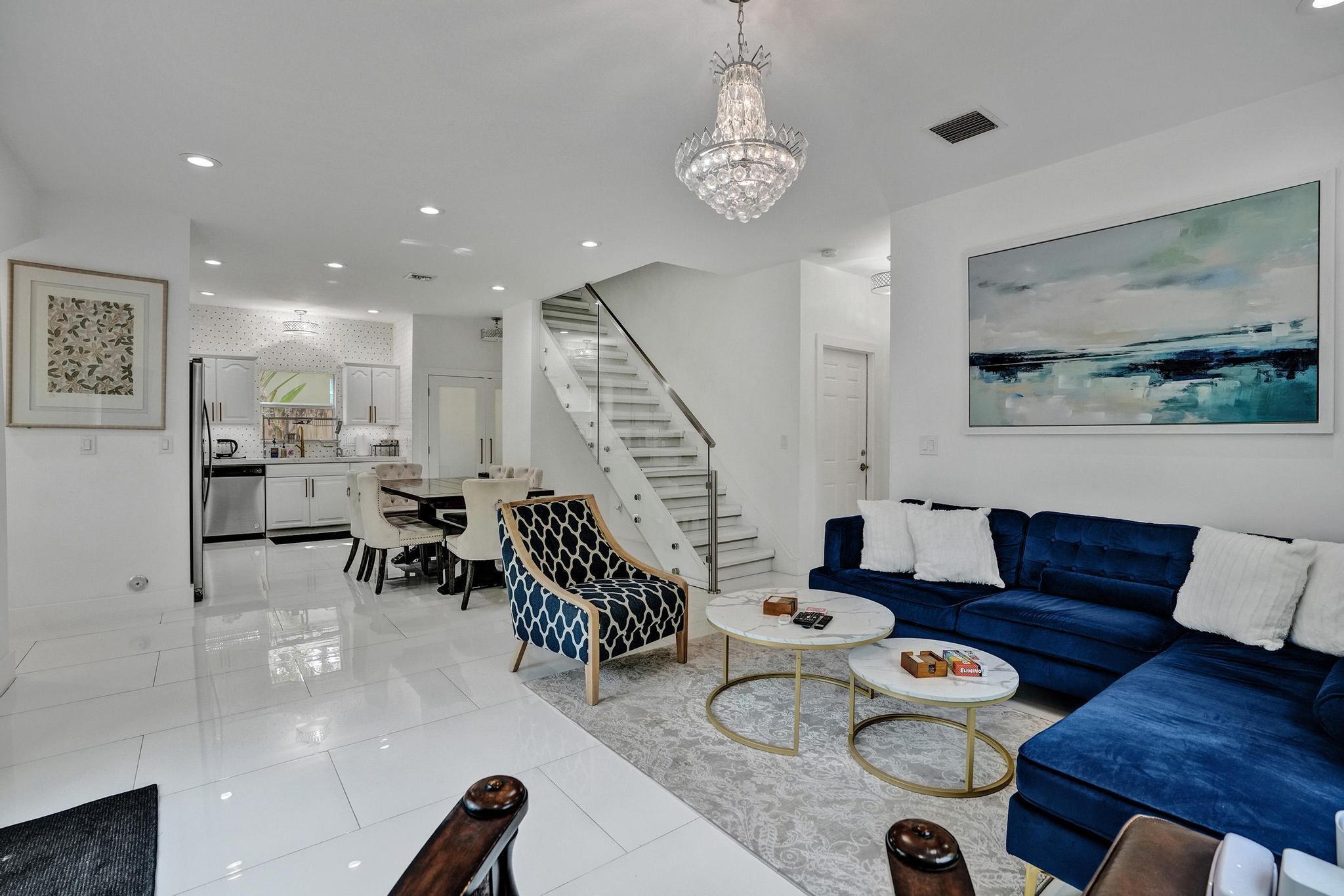 833 SW 17th Street — Photo 3