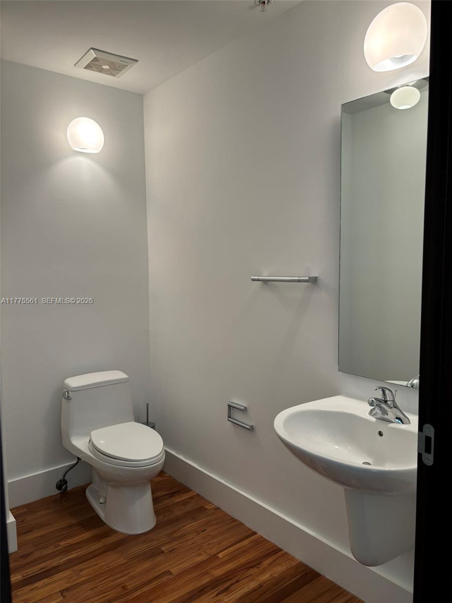 2001 Meridian Ave # 309 — Photo 4