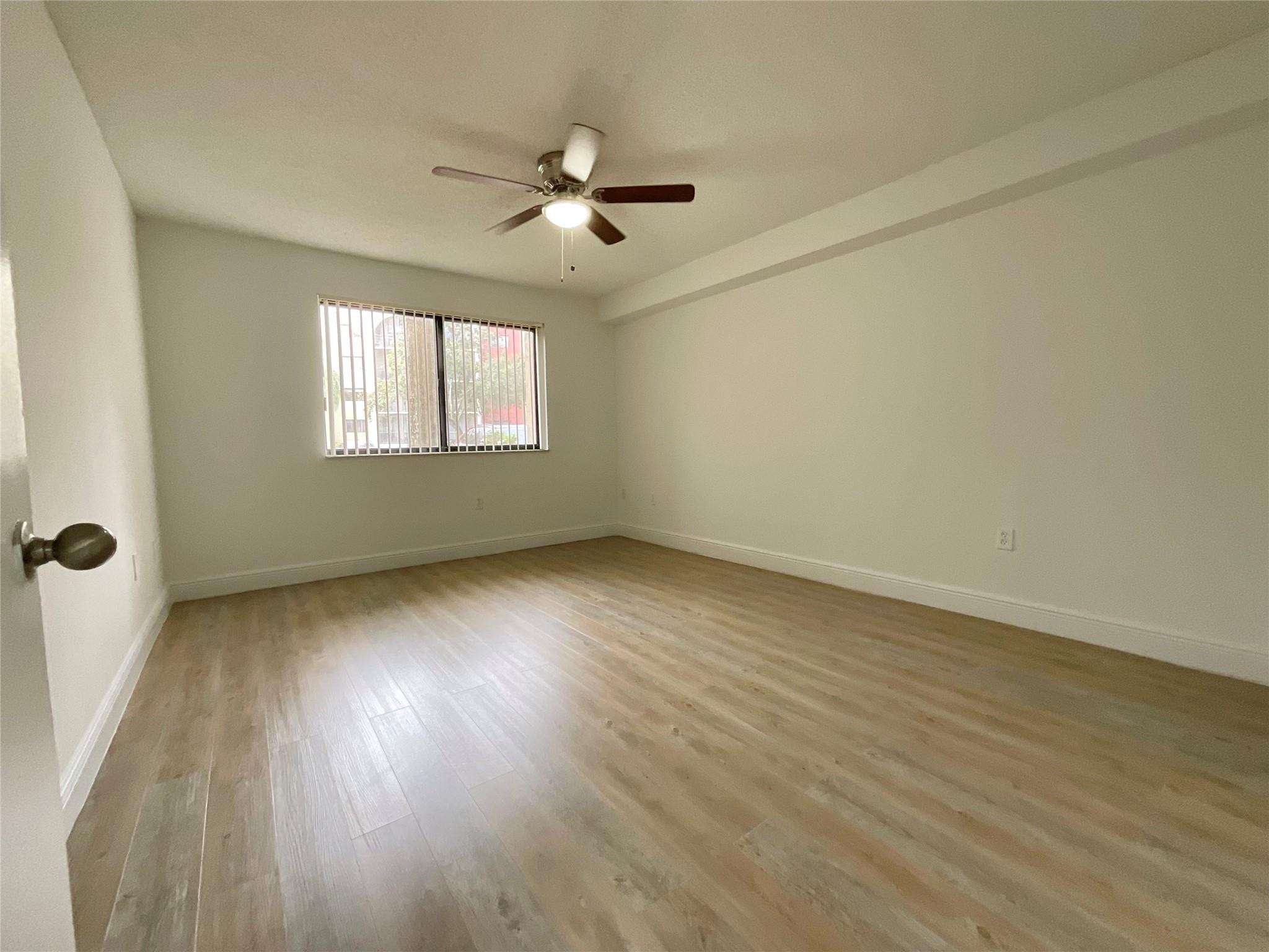 9517 Fontainebleau Boulevard # 411 — Photo 4