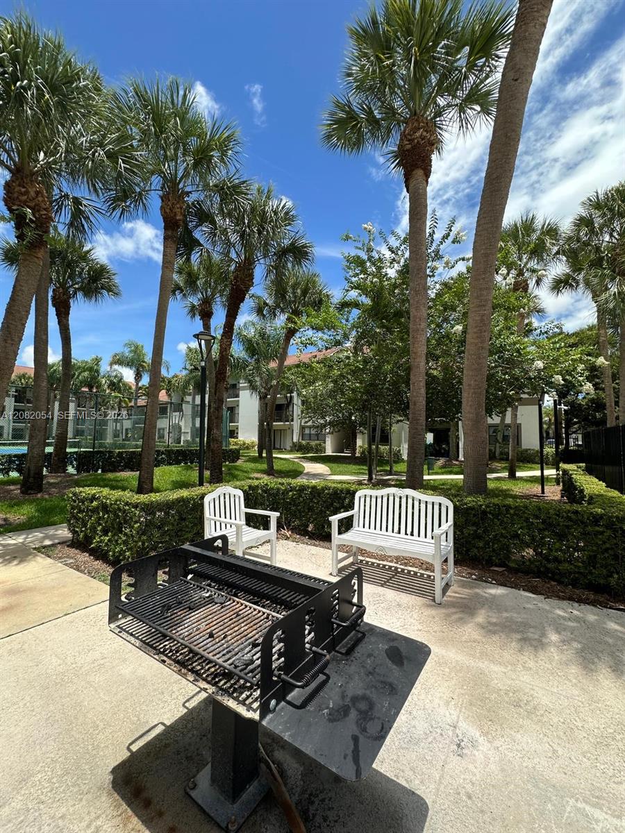 540 S Park Rd # 9 — Photo 5