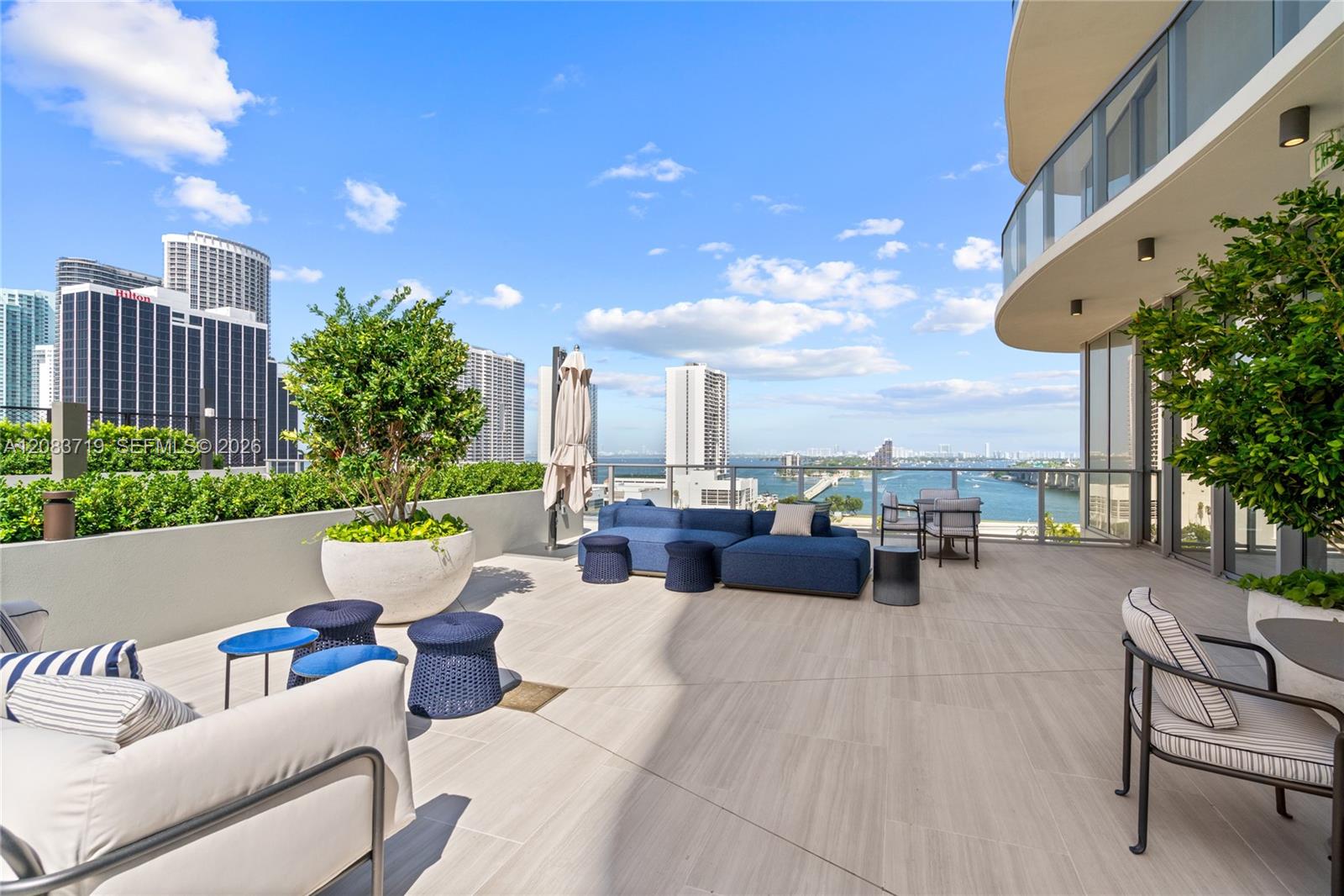 1400 biscayne blvd # 4106 — Photo 2