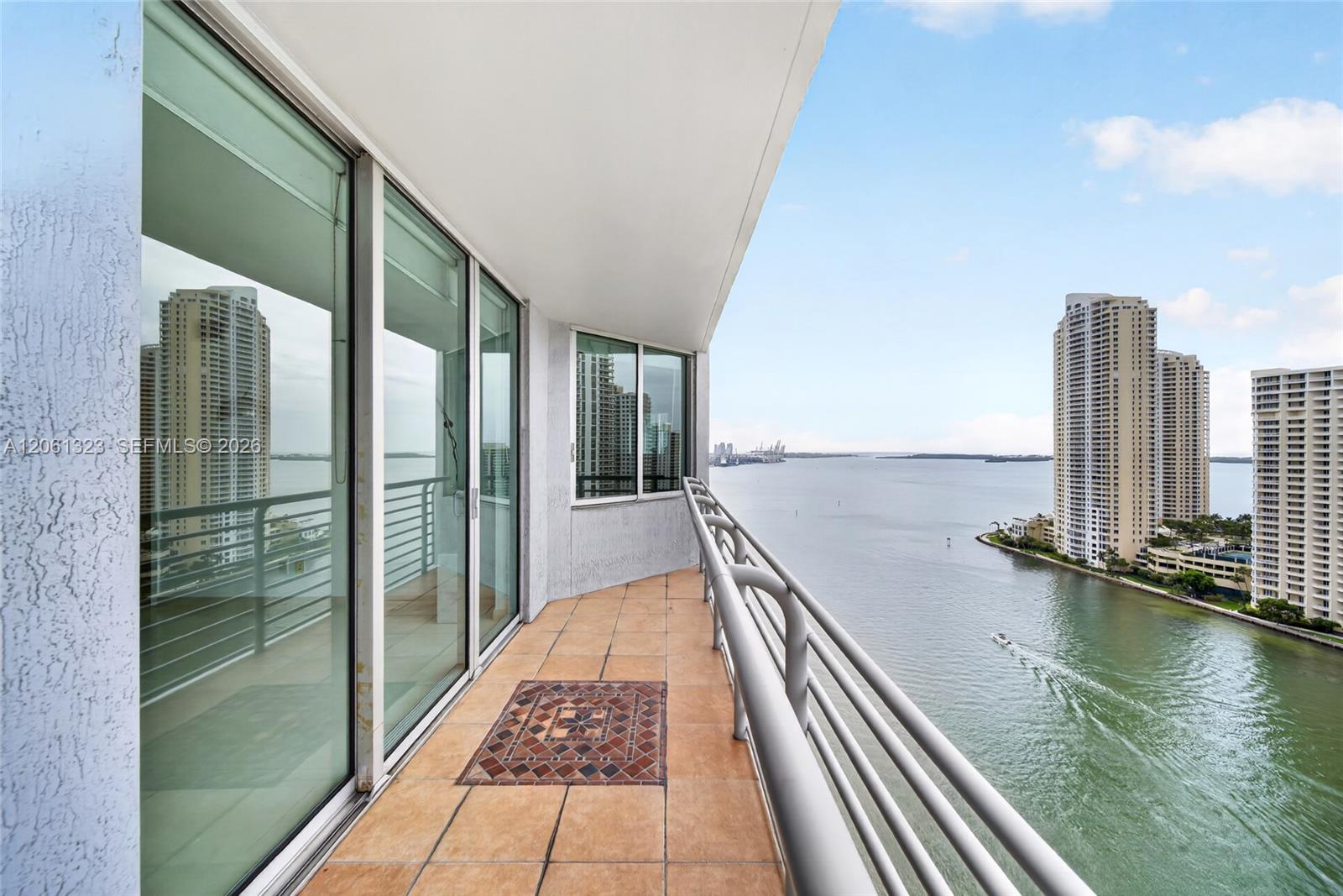 325 S Biscayne Blvd # 2219 — Photo 3
