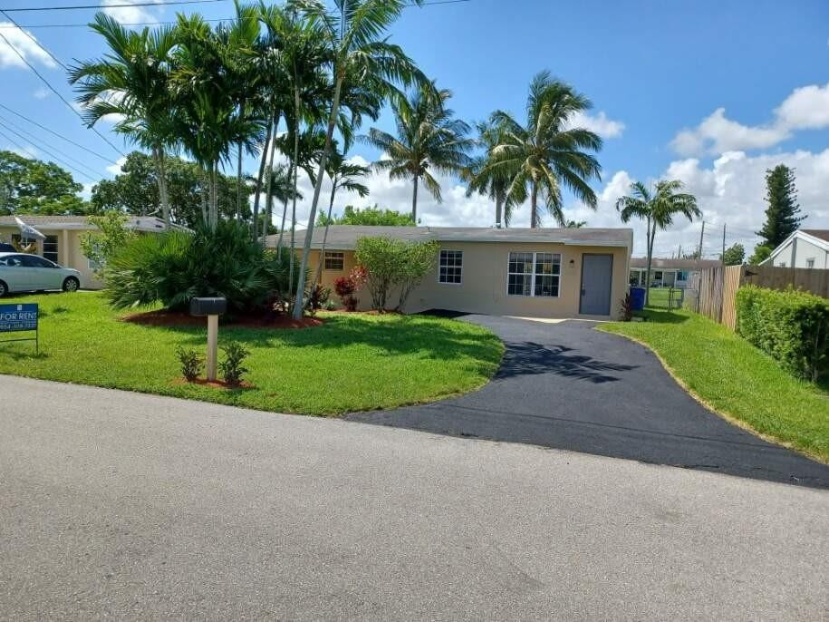 6368 NW 24th Court, Margate FL 33063
