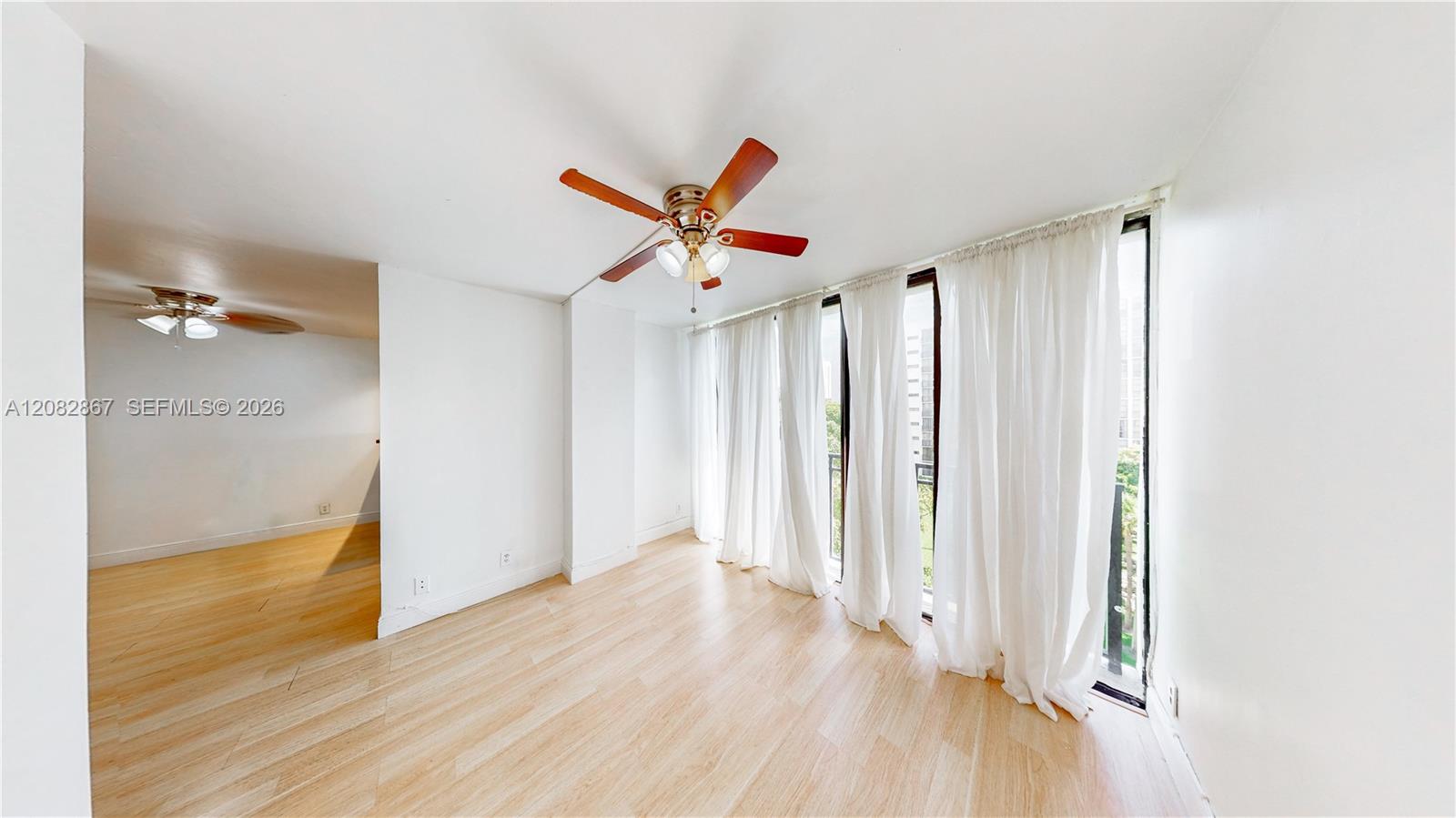 17011 N Bay Rd # 516 — Photo 4