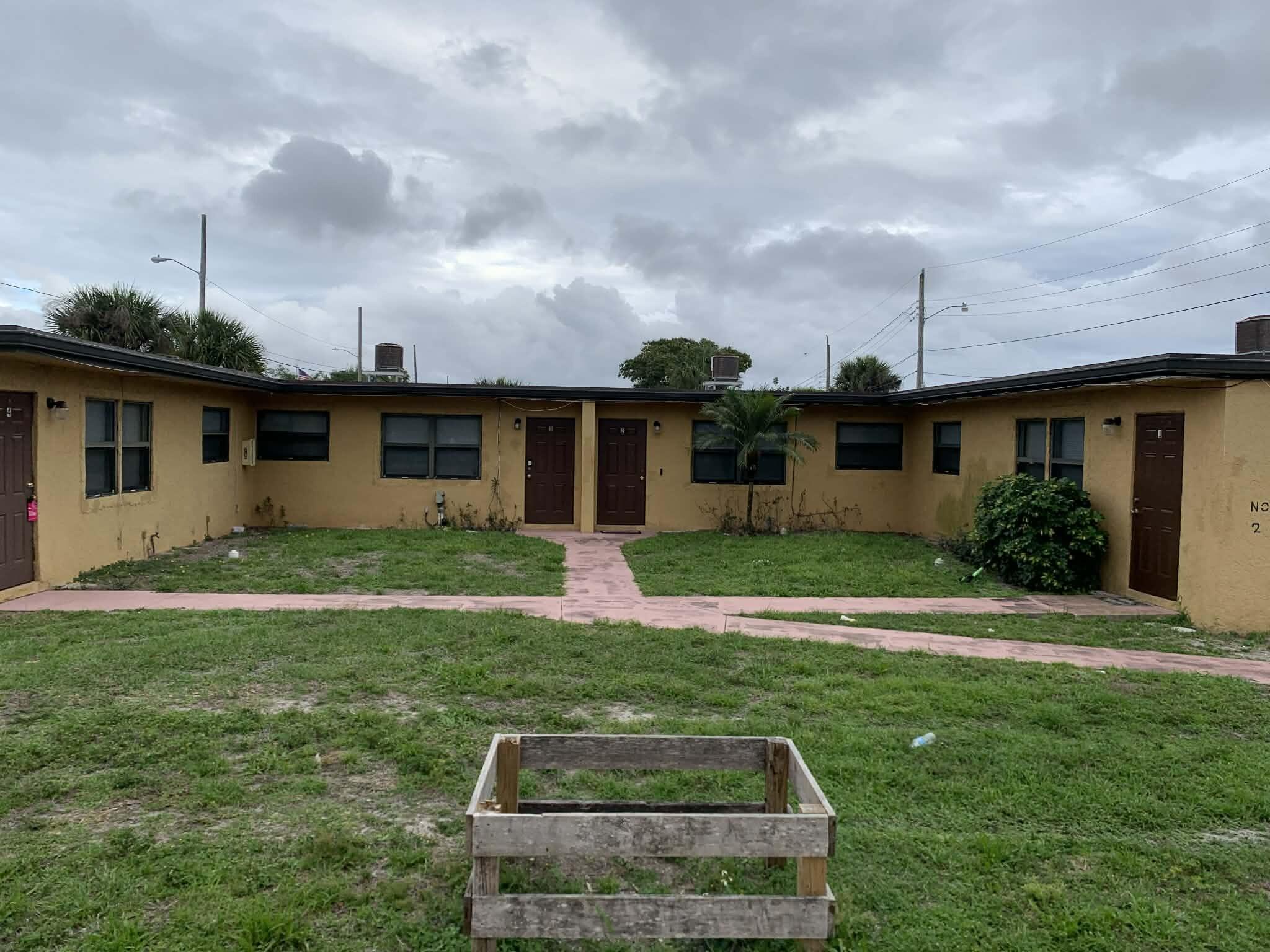 2840 Avenue S, West Palm Beach FL 33404