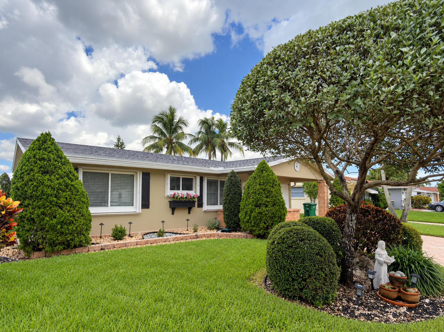 4507 NW 46th Street — Photo 2