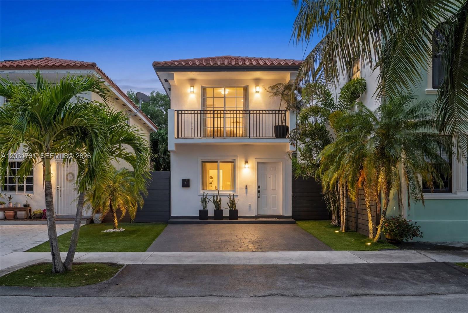 2752 SW 11th St, Miami FL 33135