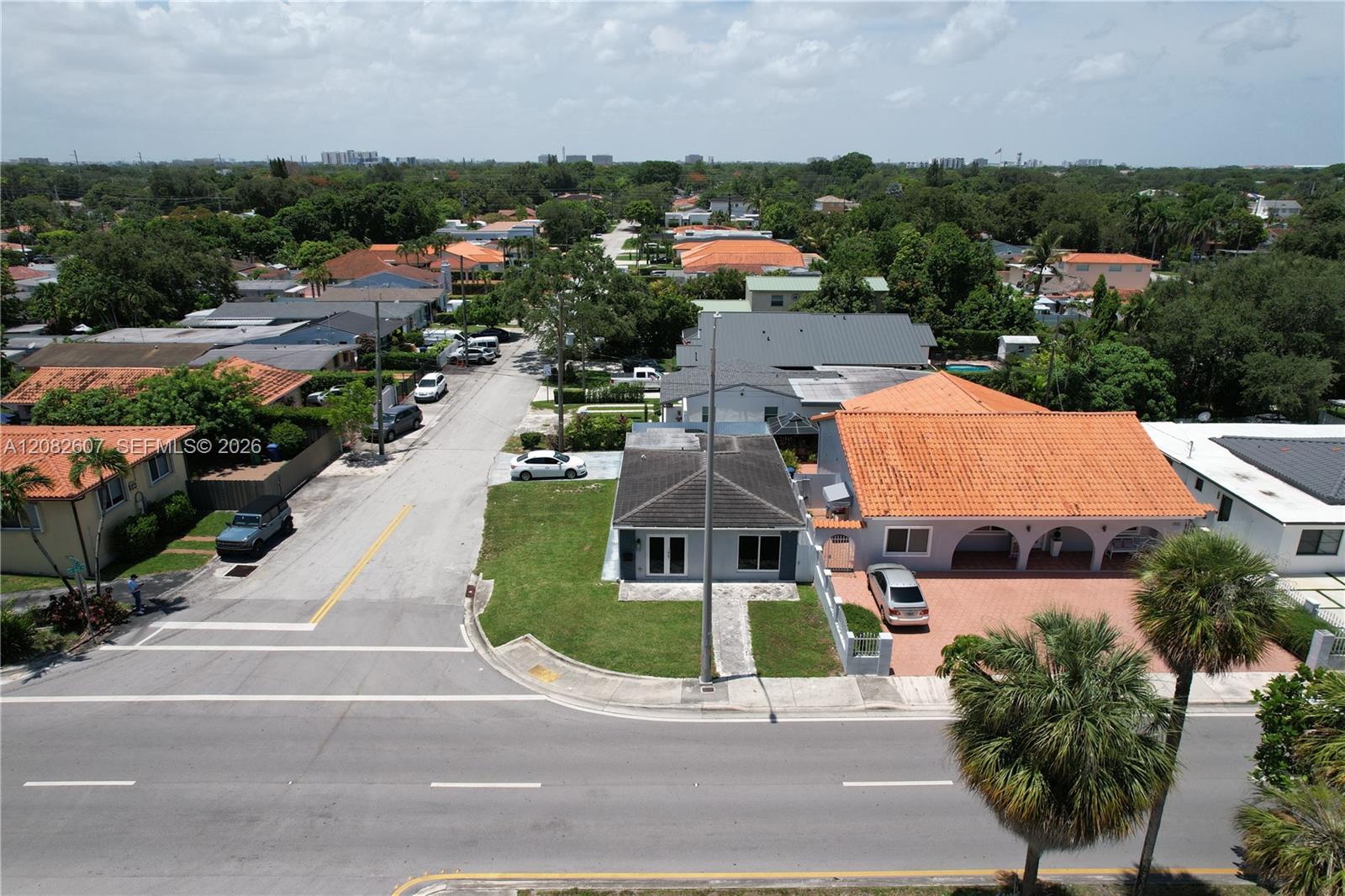 5941 Coral Way — Photo 3