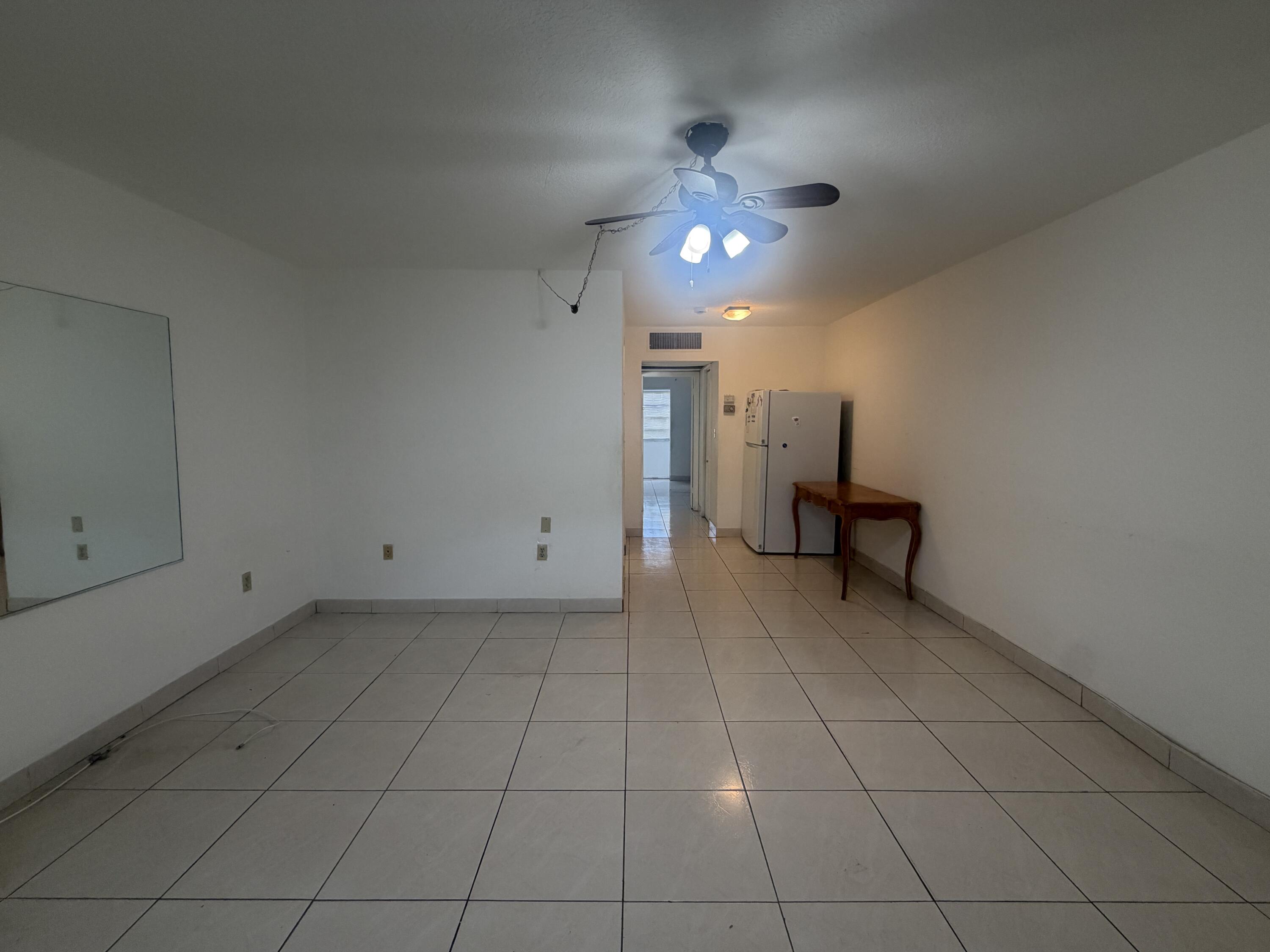 20210 NE 2ND Avenue # V14 — Photo 3