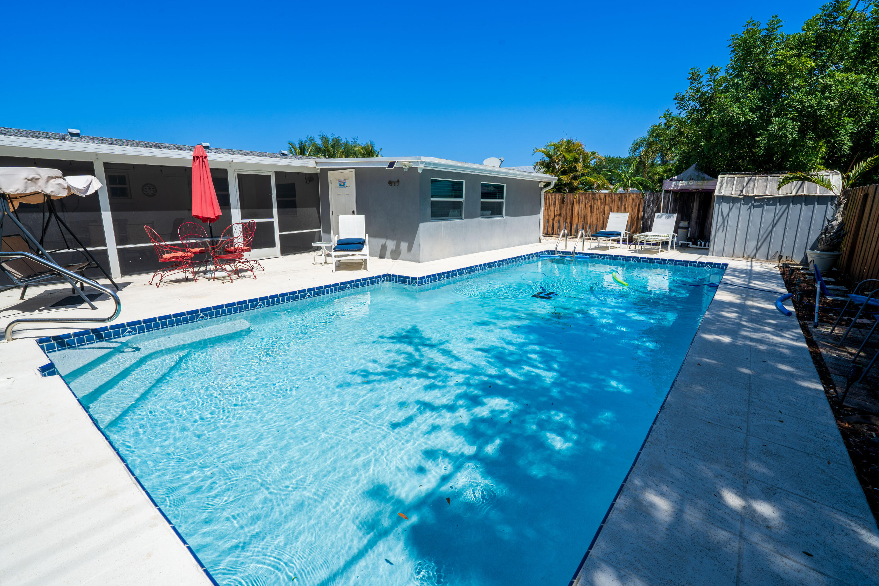 4386 Bamboo Drive, Palm Beach Gardens FL 33410