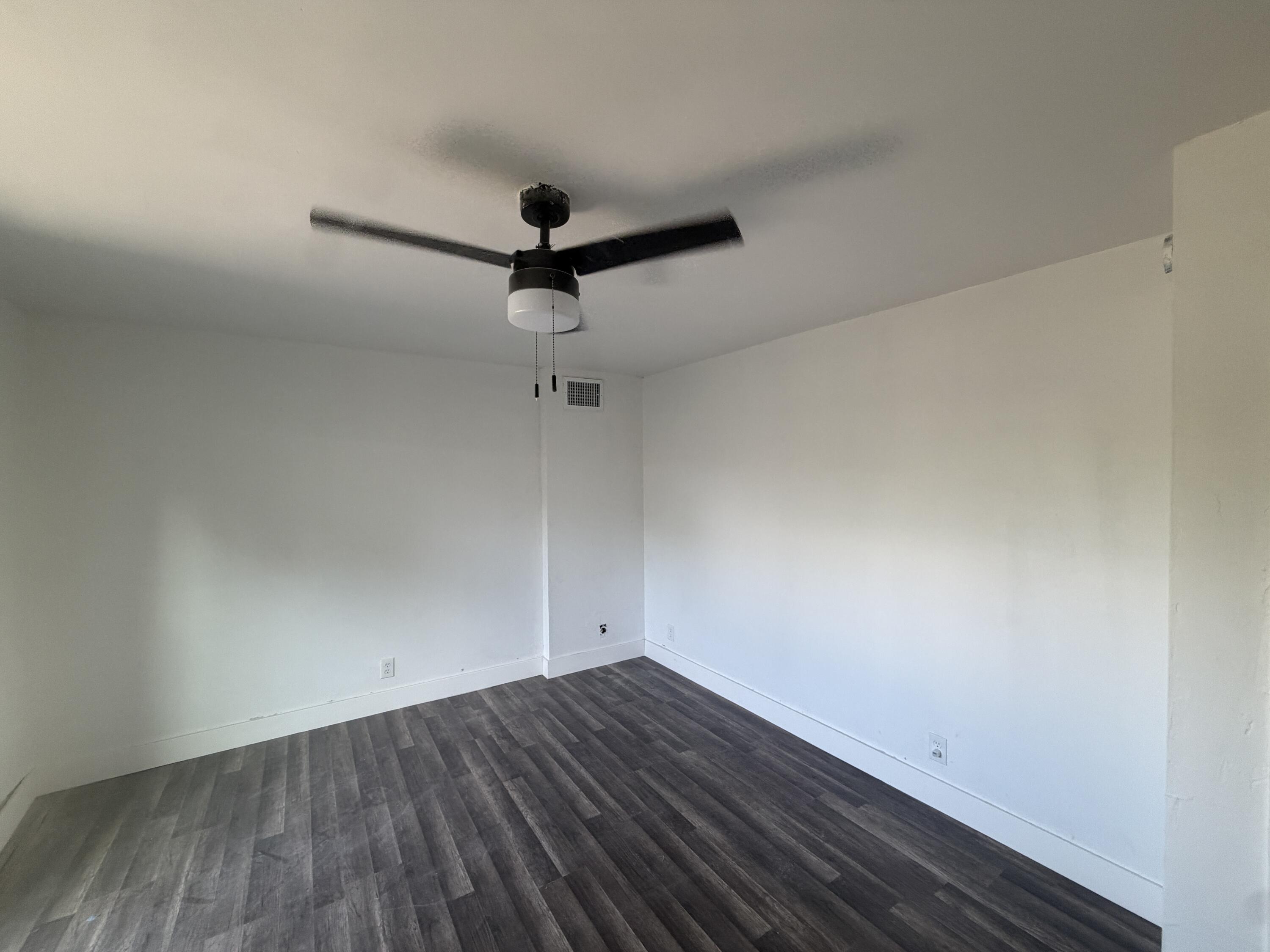 1303 NW 8TH Avenue — Photo 3