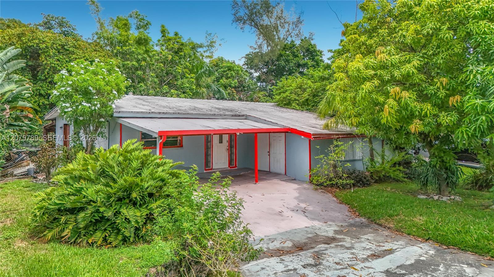 5661 Allen St, Hollywood FL 33021