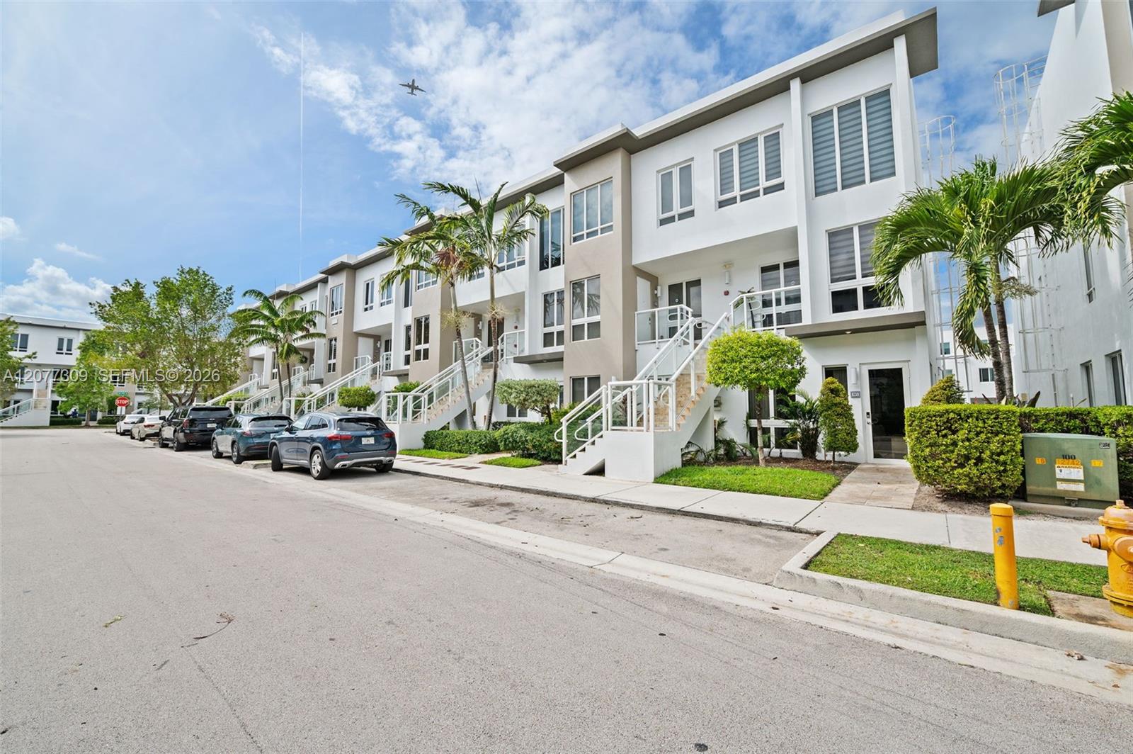 10305 NW 63rd Ter # 105 — Photo 2