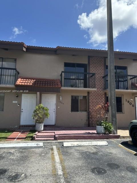 1819 SW 107th Ave # 1904 — Photo 2