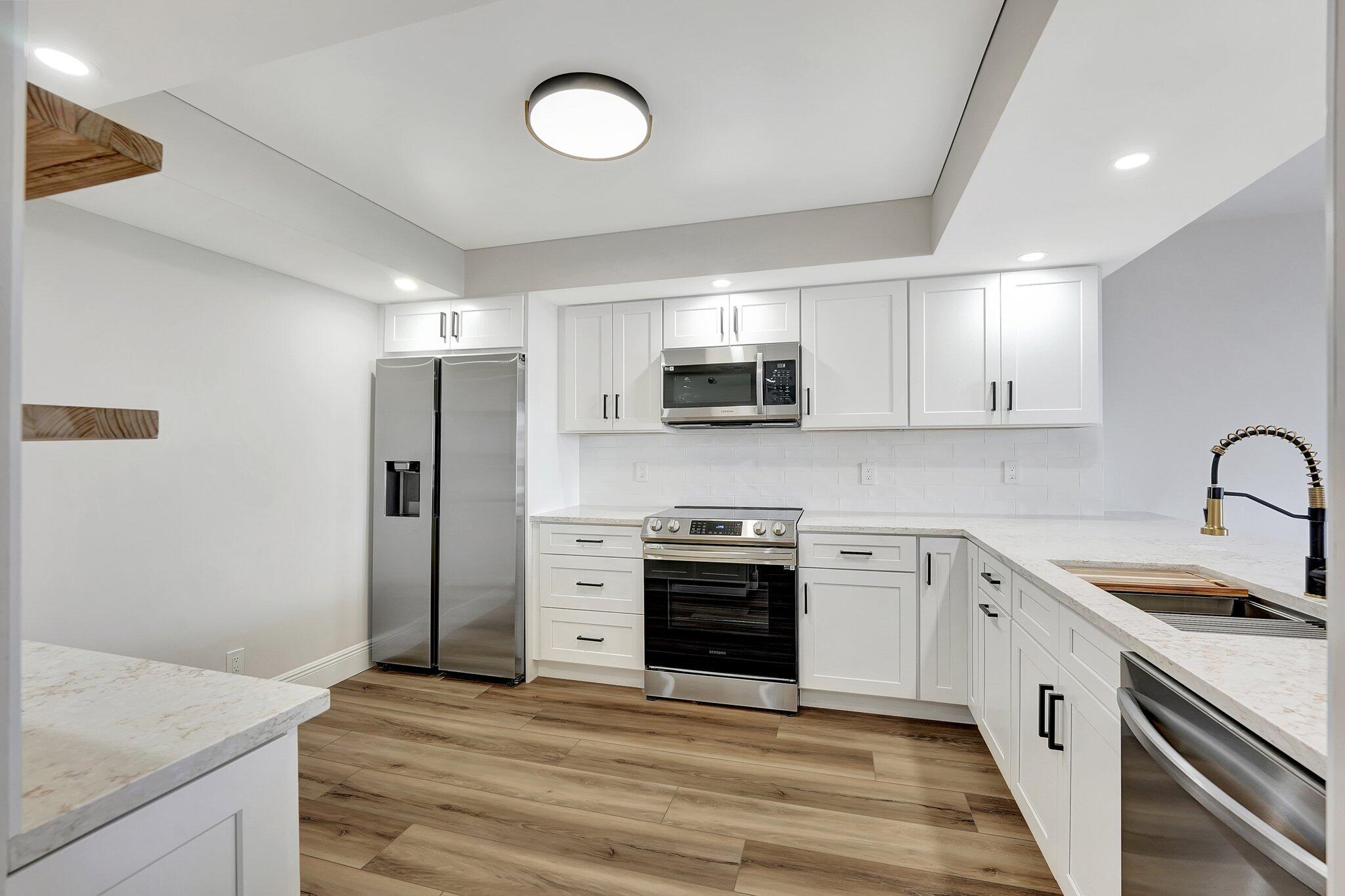 2900 NE 14TH ST Causeway # 602 — Photo 5
