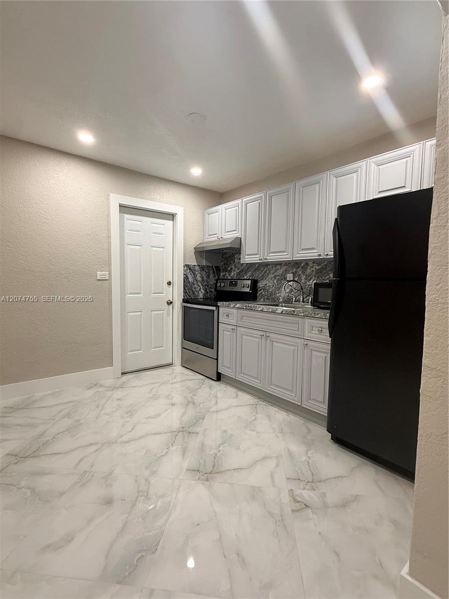 336 NW 53rd St # 1 — Photo 4
