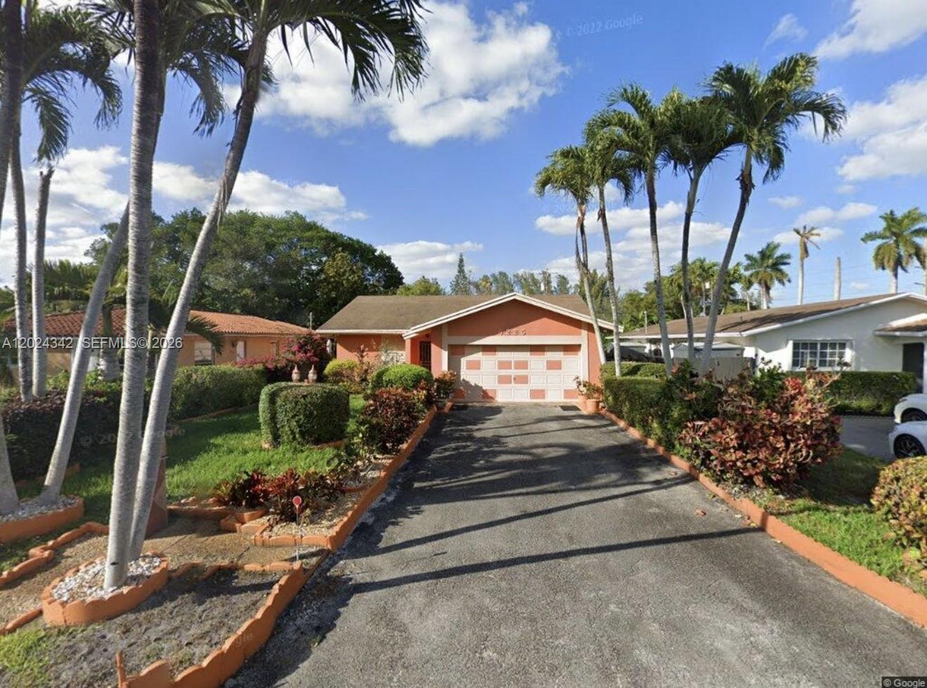 6225 SW 59th St, South Miami FL 33143