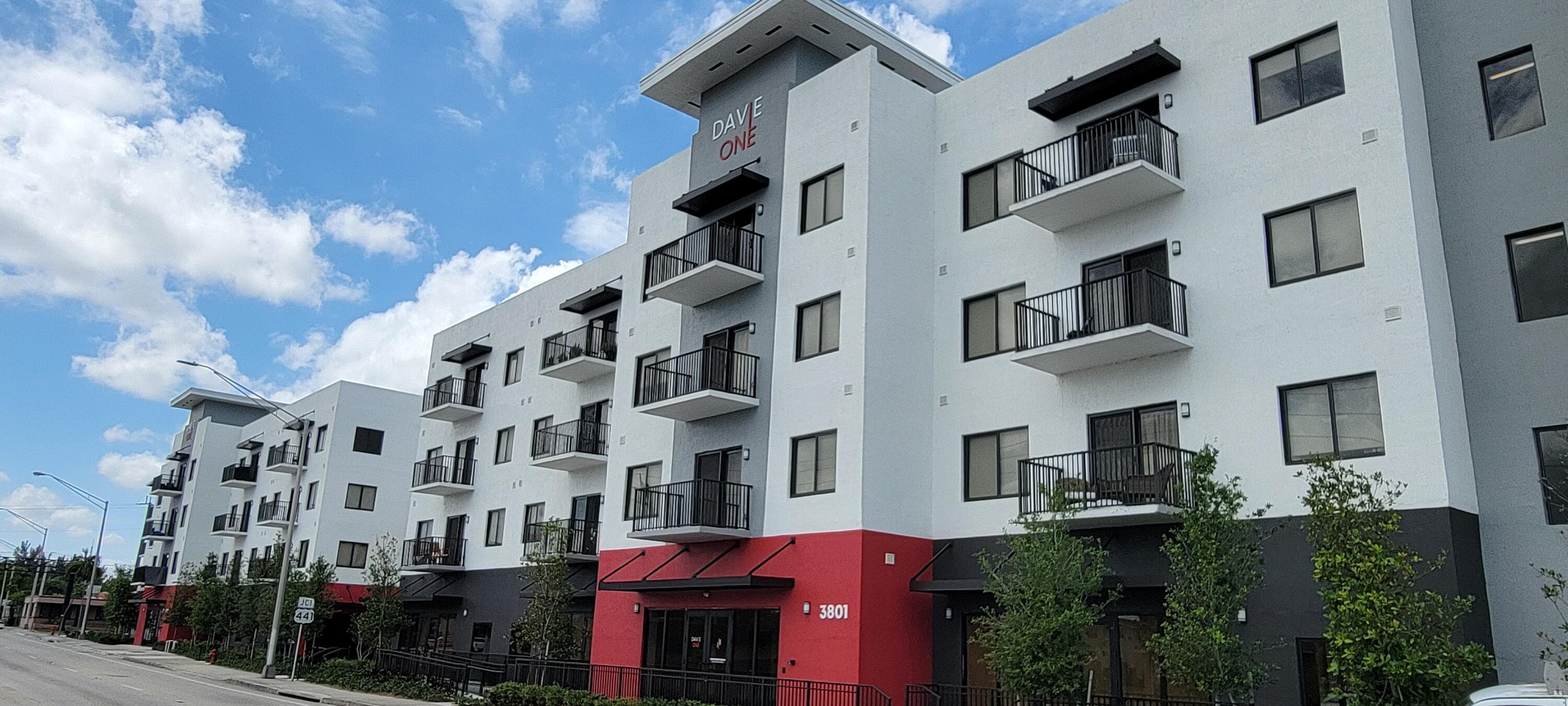 3801 DAVIE Boulevard # 220, Fort Lauderdale FL 33312