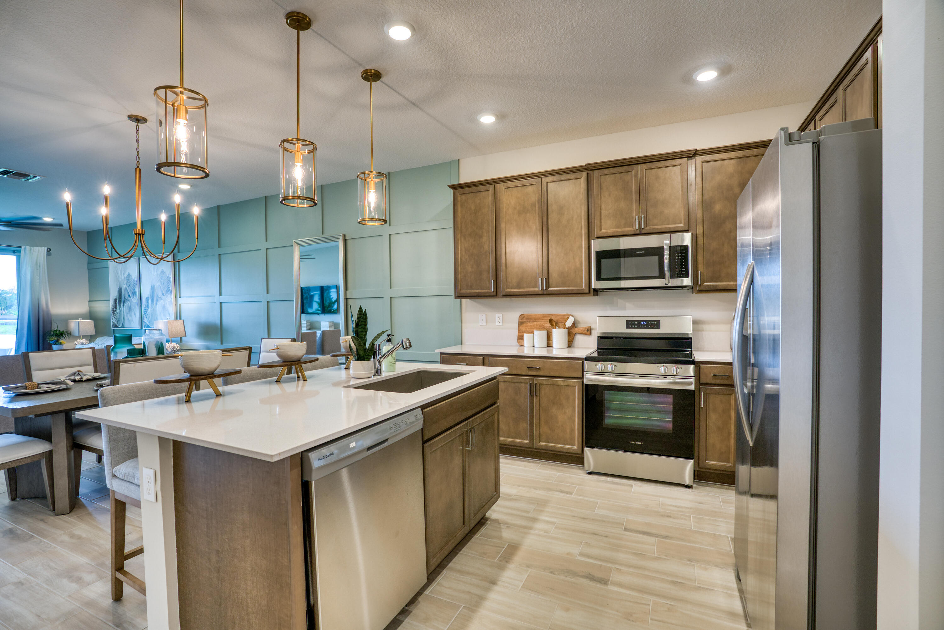 5820 SHINING SEA Court — Photo 4