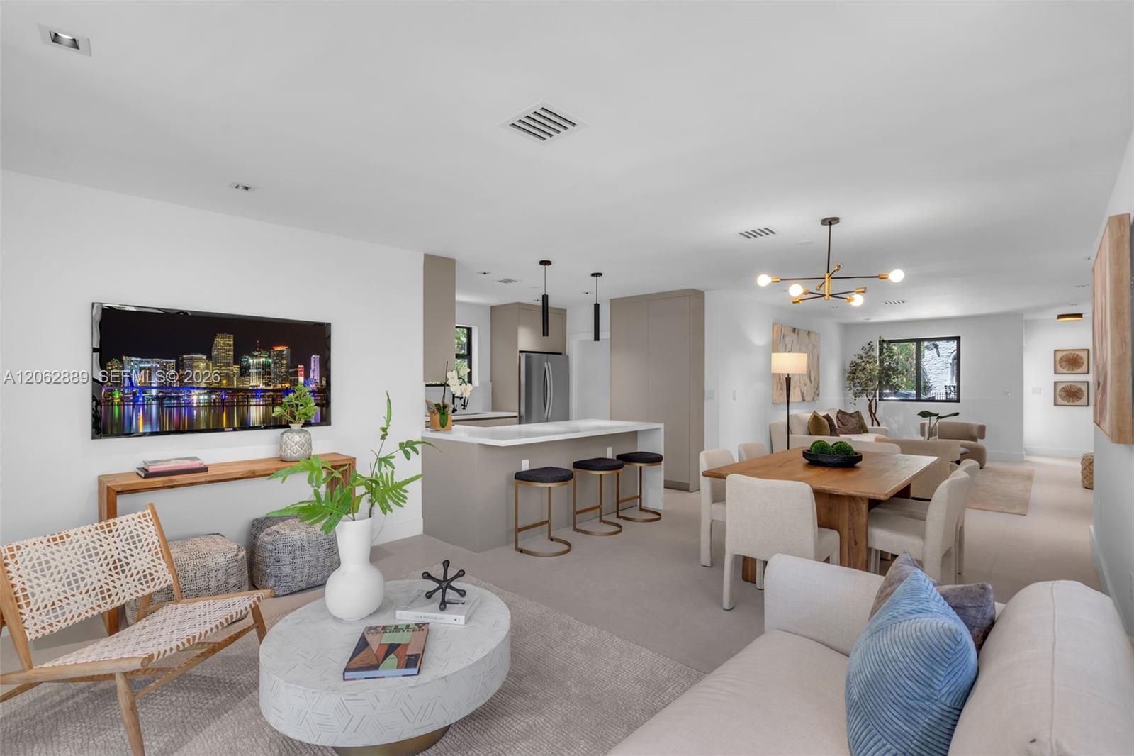536 Minorca Ave View 3