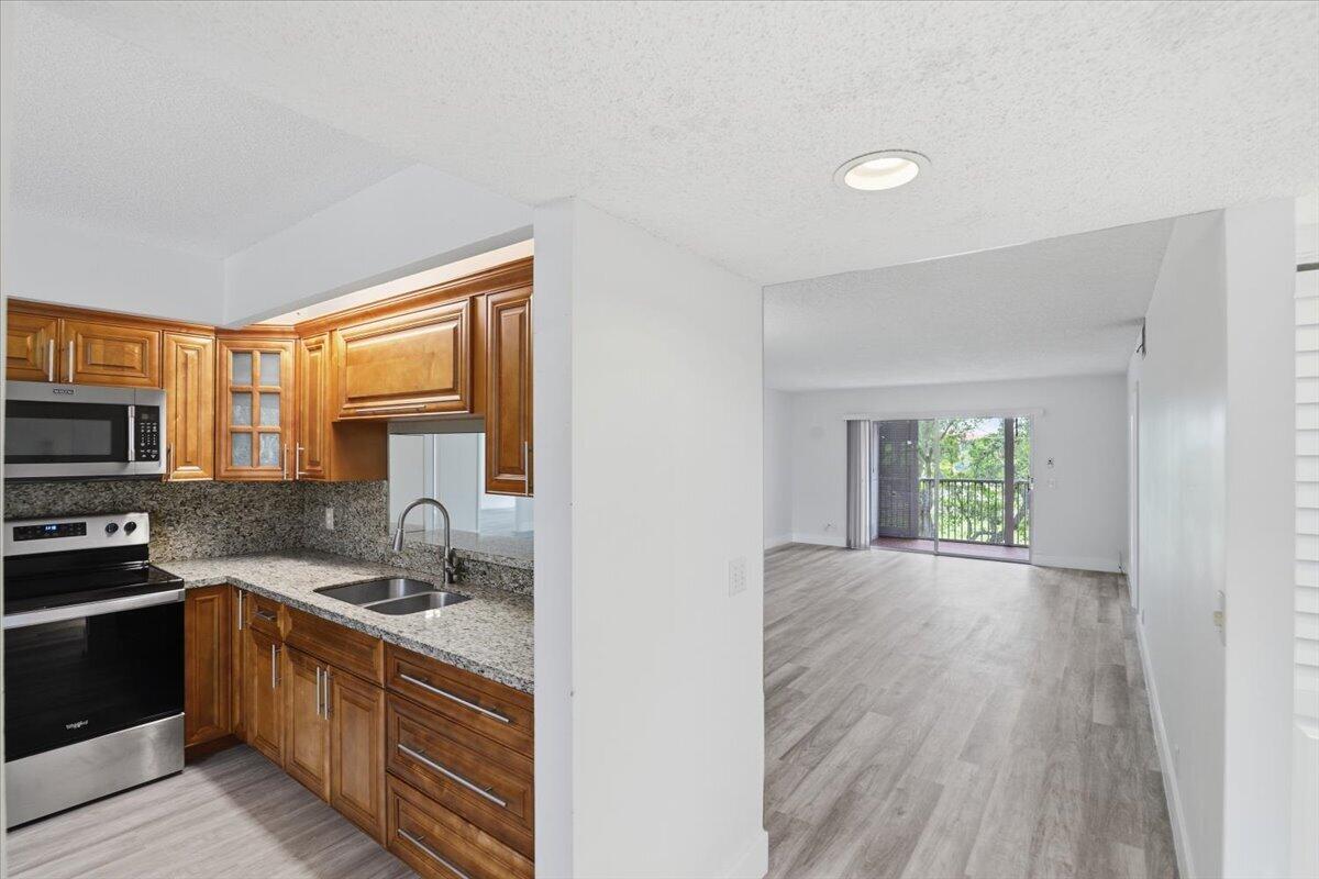 700 SW 128th Avenue # 310c — Photo 4