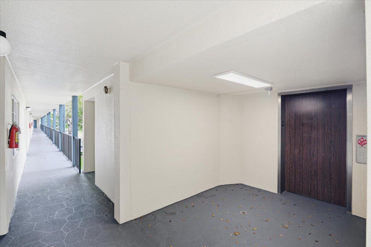 700 SW 128th Avenue # 310c — Photo 2