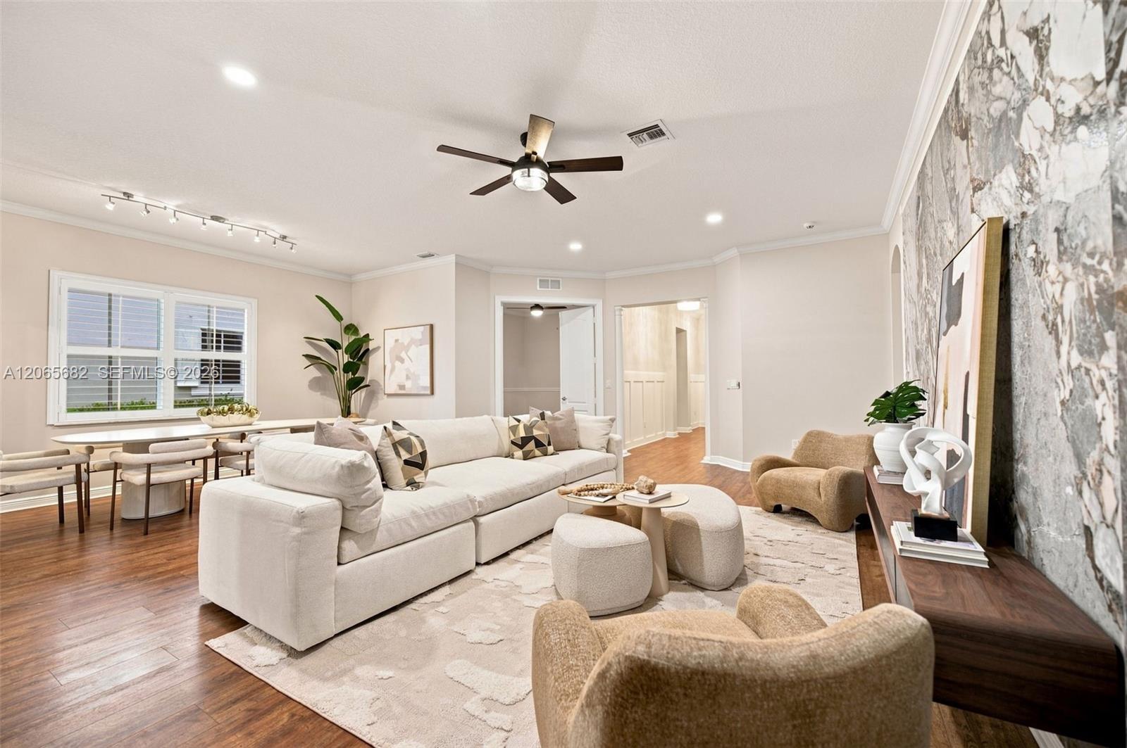 8550 Lakeside Bnd — Photo 5