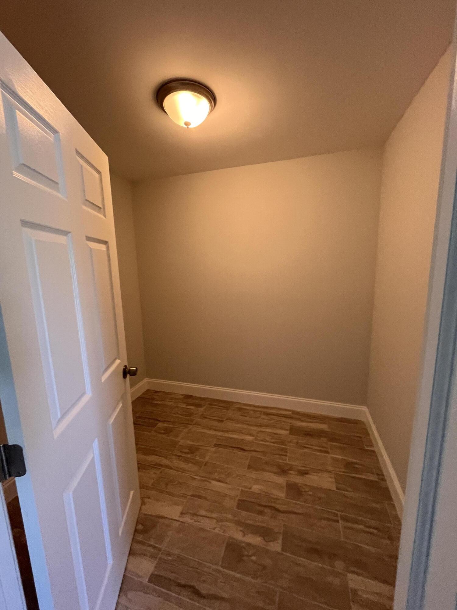 2475 FAITH Avenue — Photo 5