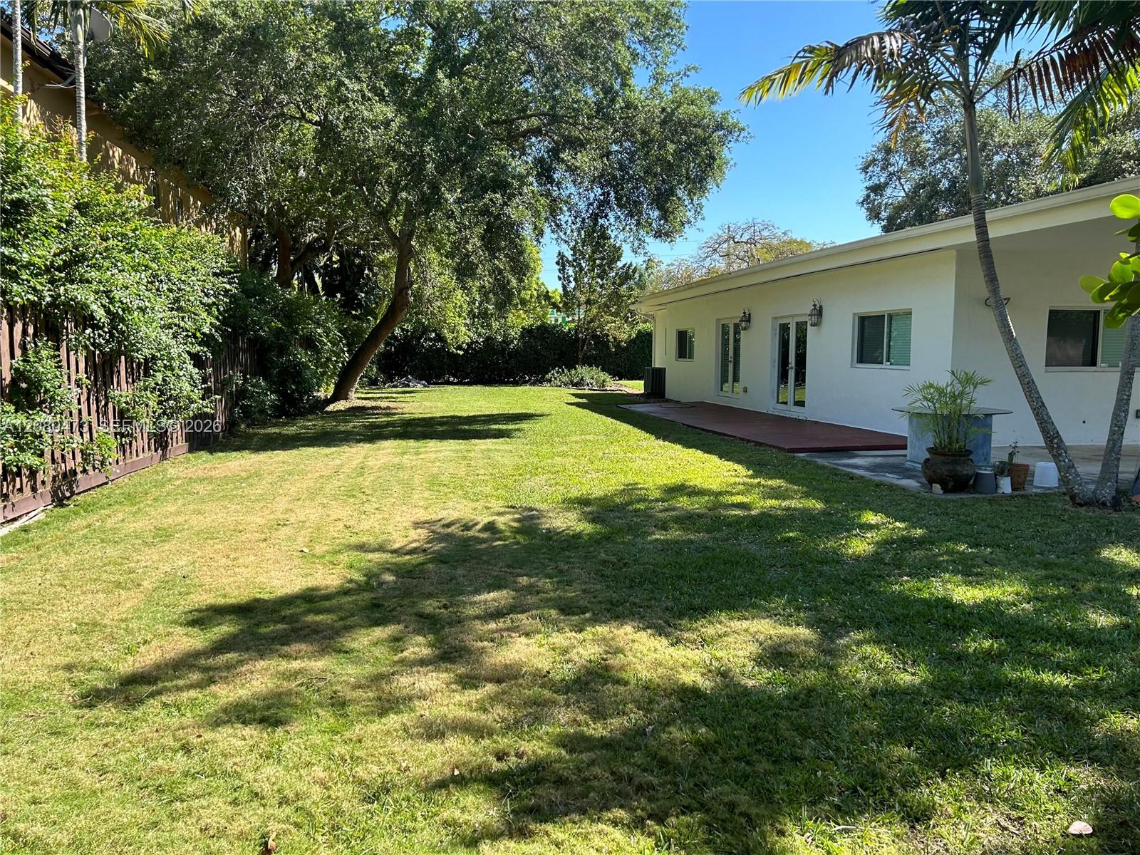 5495 SW 68th Ave — Photo 4
