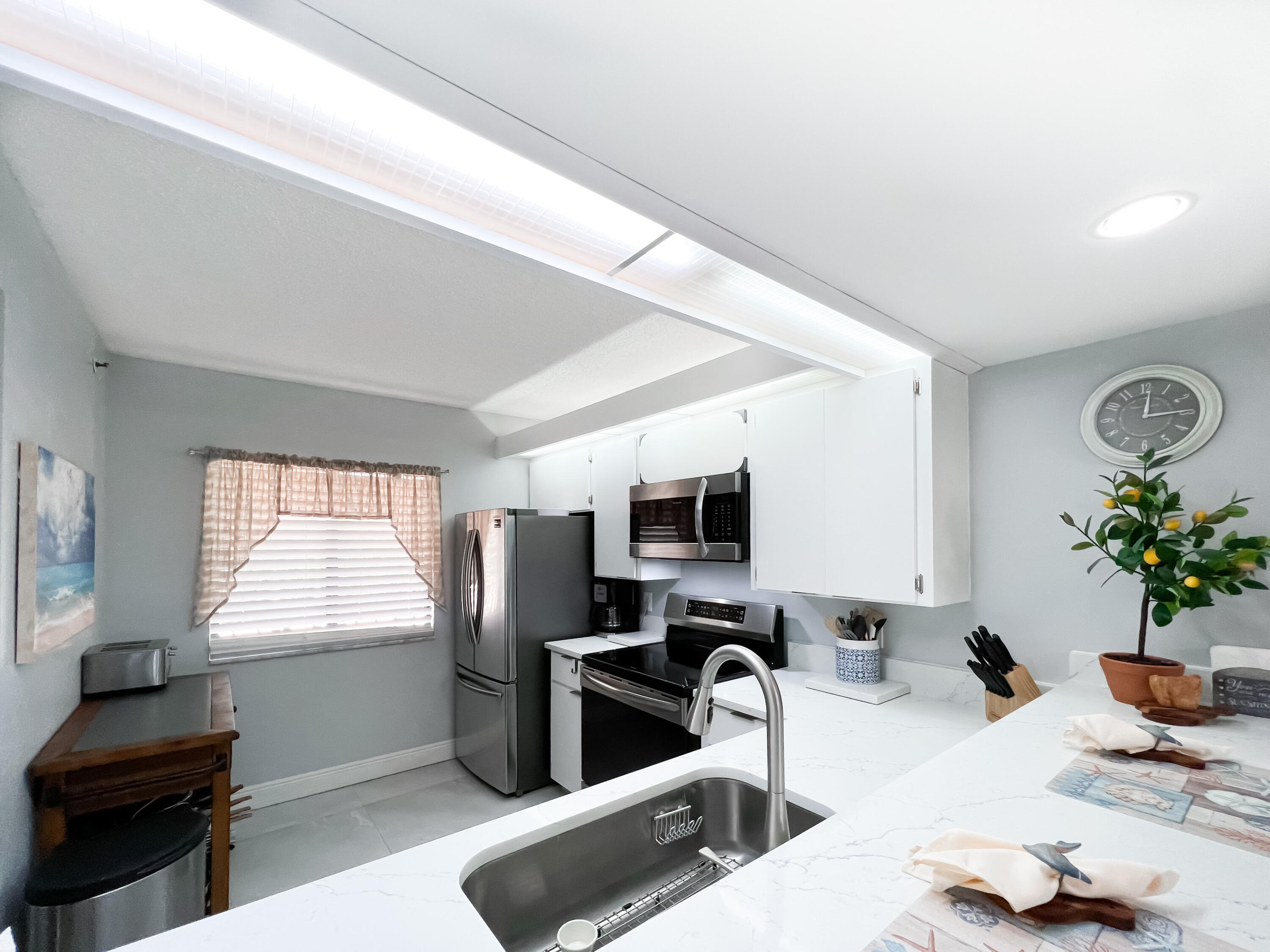 301 Ocean Bluffs Boulevard # 202 — Photo 4