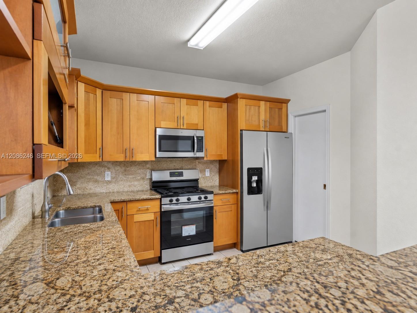 4401 NW 113th Ct — Photo 3