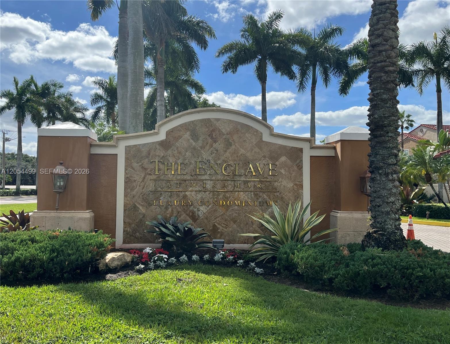 2011 Renaissance Blvd # 208, Miramar FL 33025