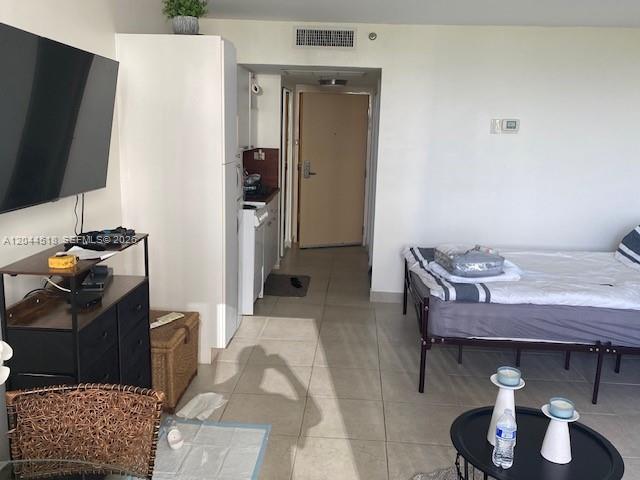 19201 E Collins Ave # 442 View 1