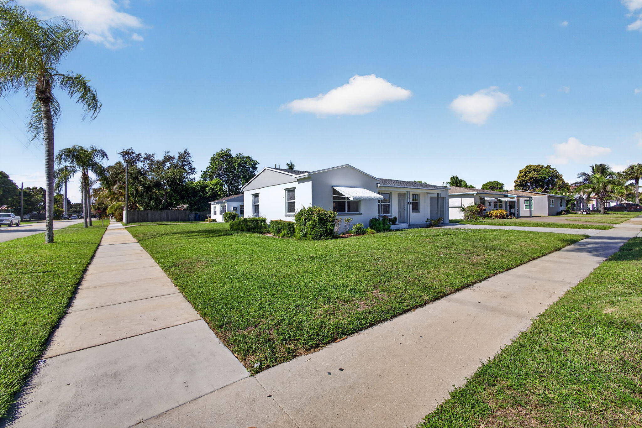 304 Cypress Drive — Photo 4