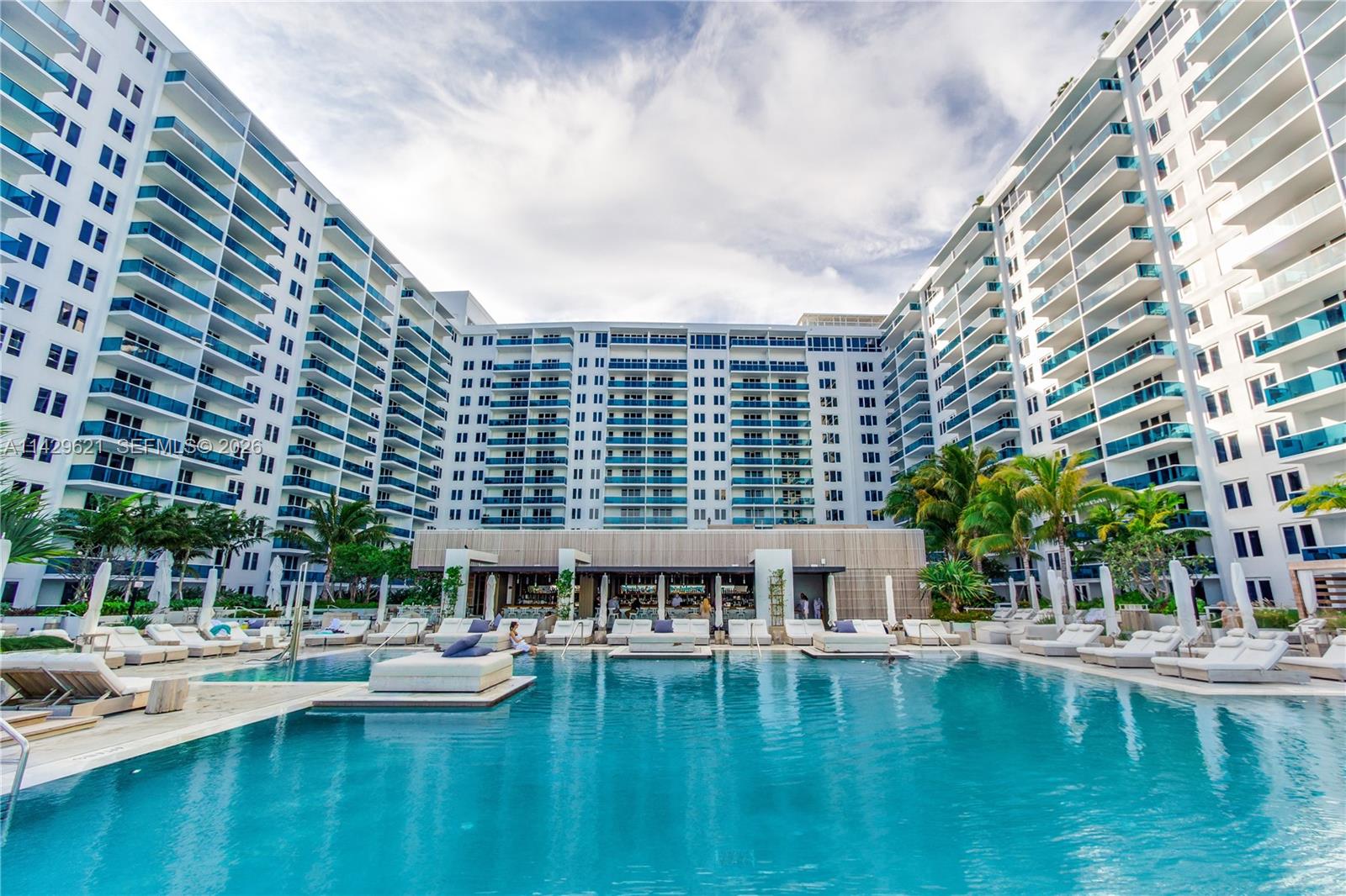 102 24th St # 1108, Miami Beach FL 33139