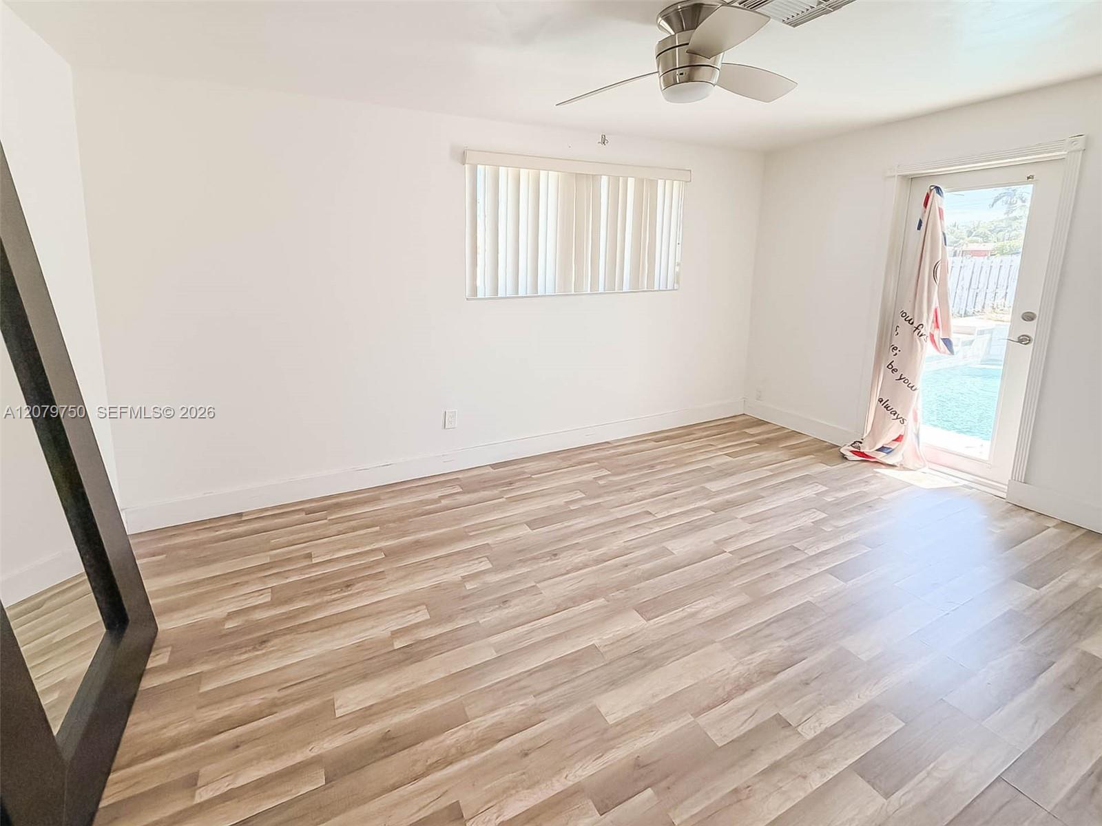 2298 NE 2nd Ave — Photo 5